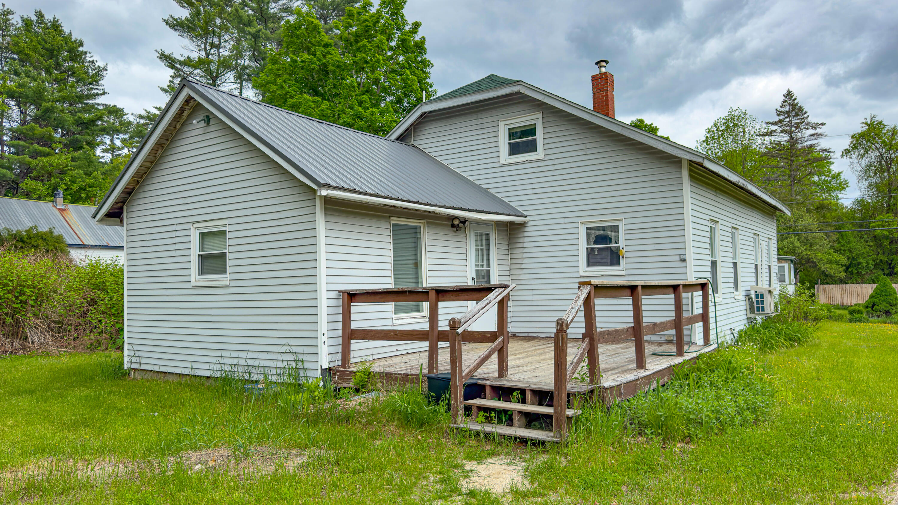 18 Forest Avenue