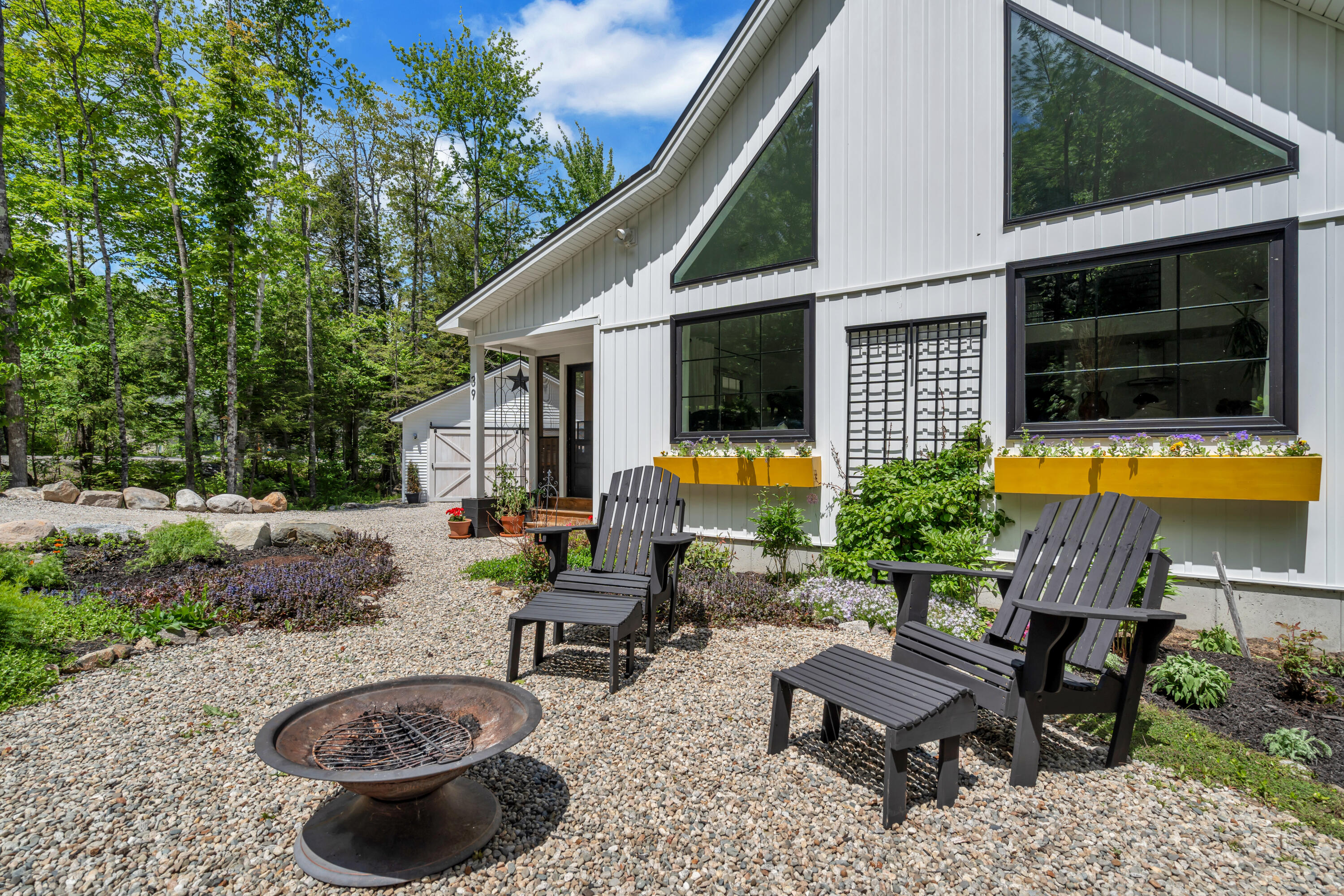 39 Holly Loop
