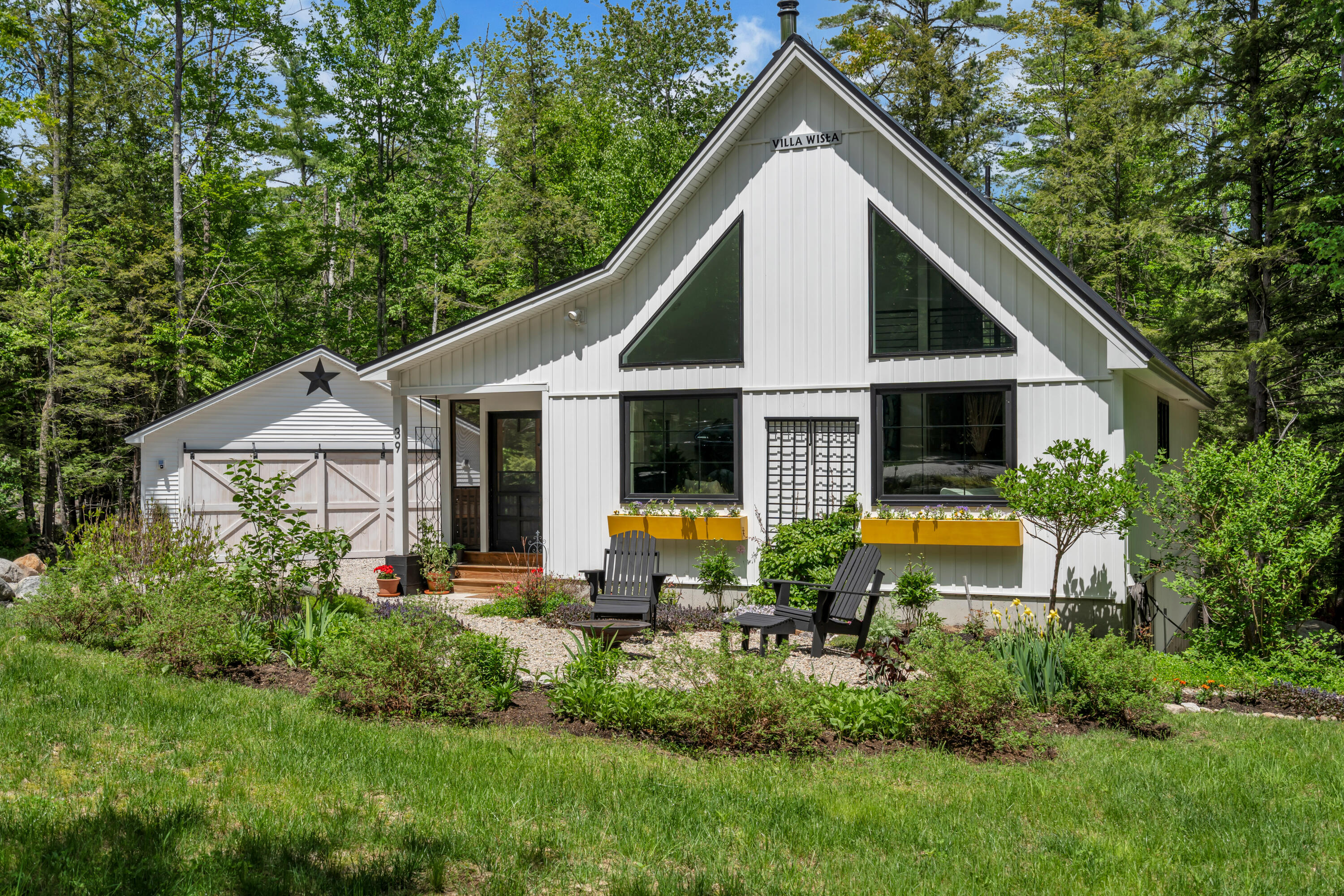 39 Holly Loop