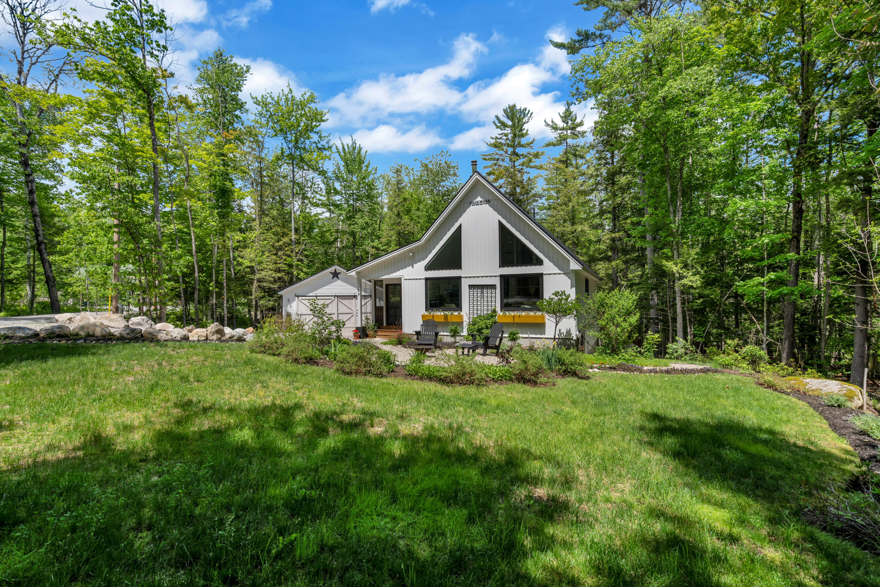 39 Holly Loop