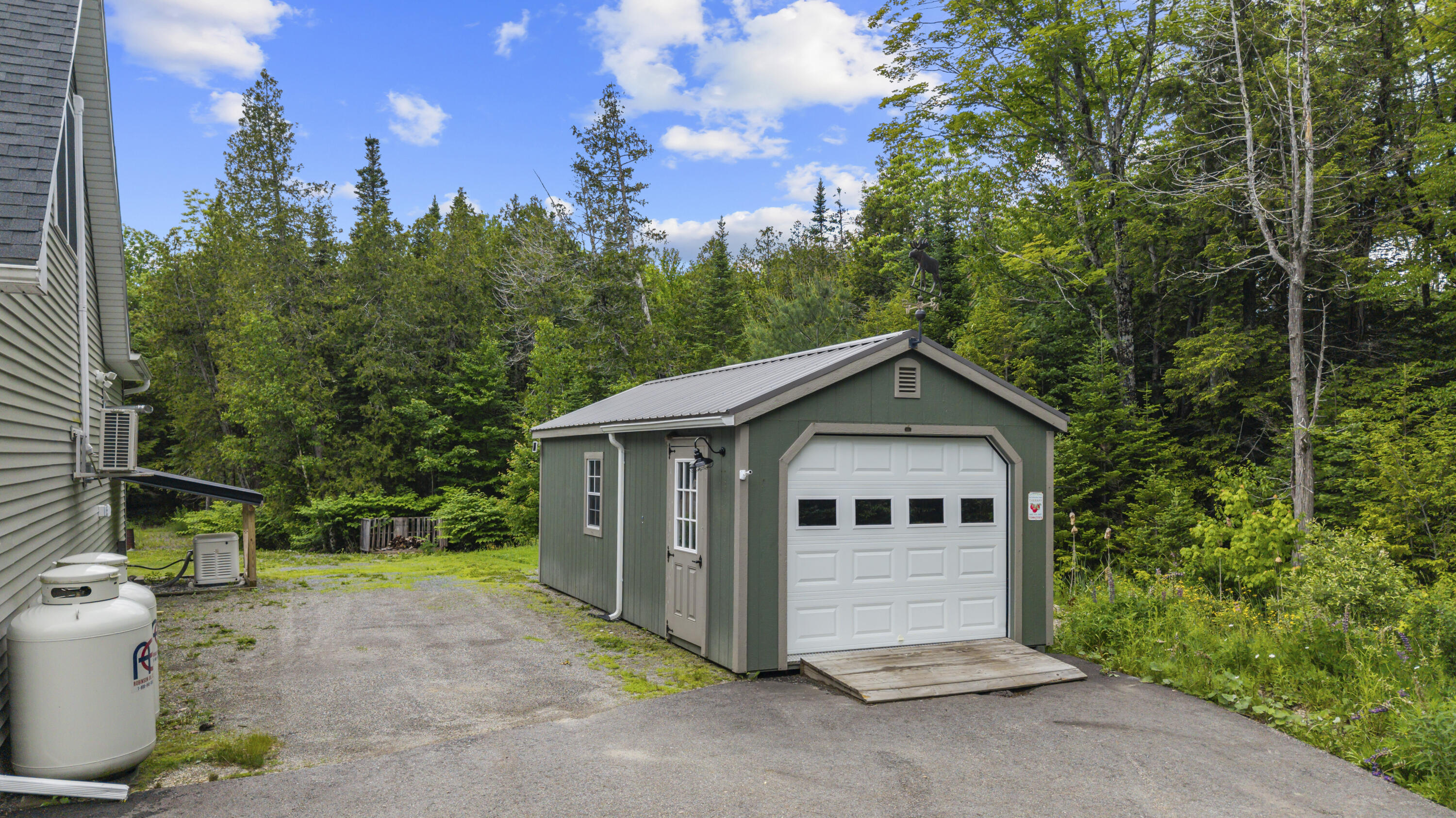 716 Moosehead Trail Highway