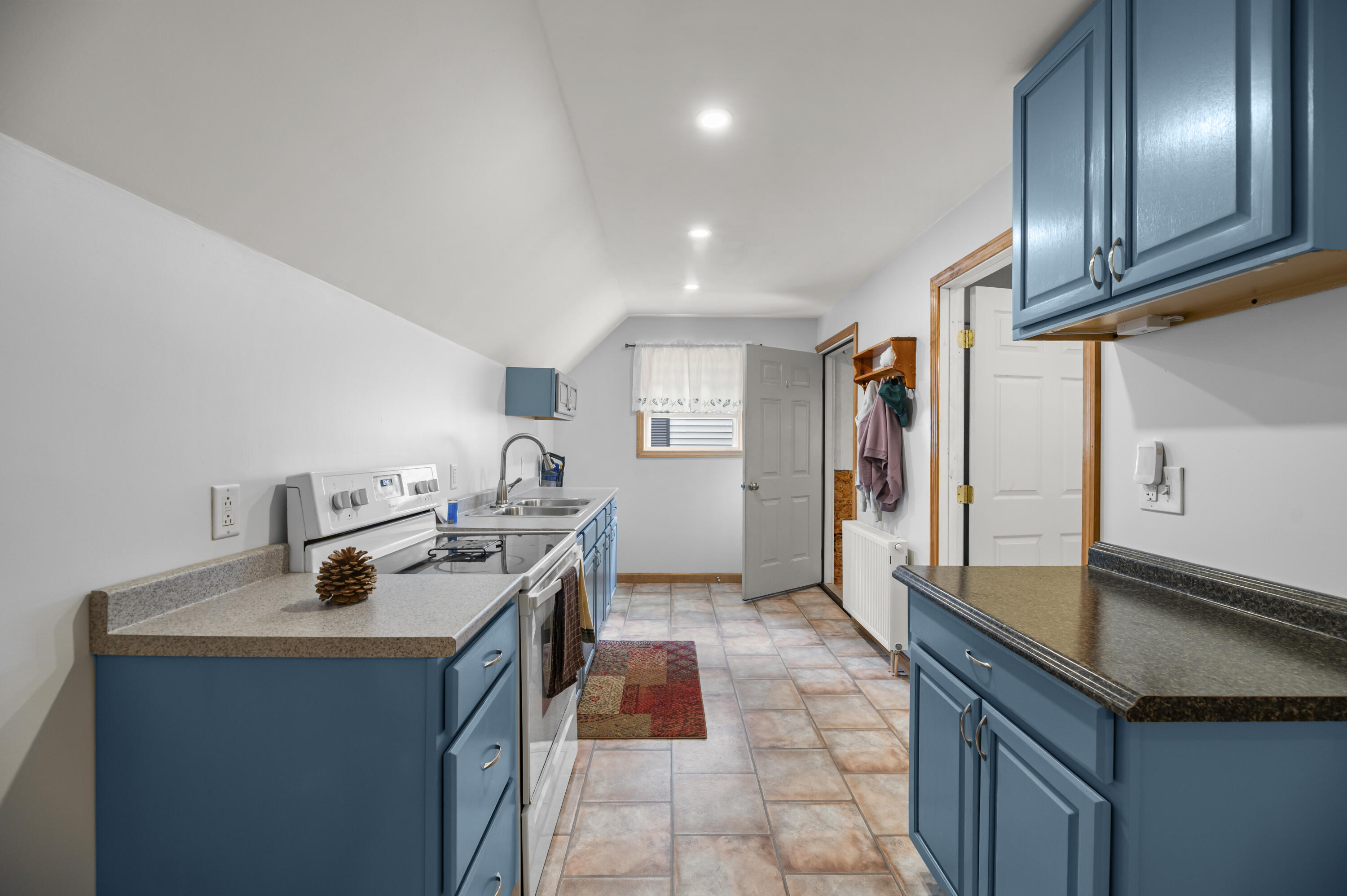 716 Moosehead Trail Highway
