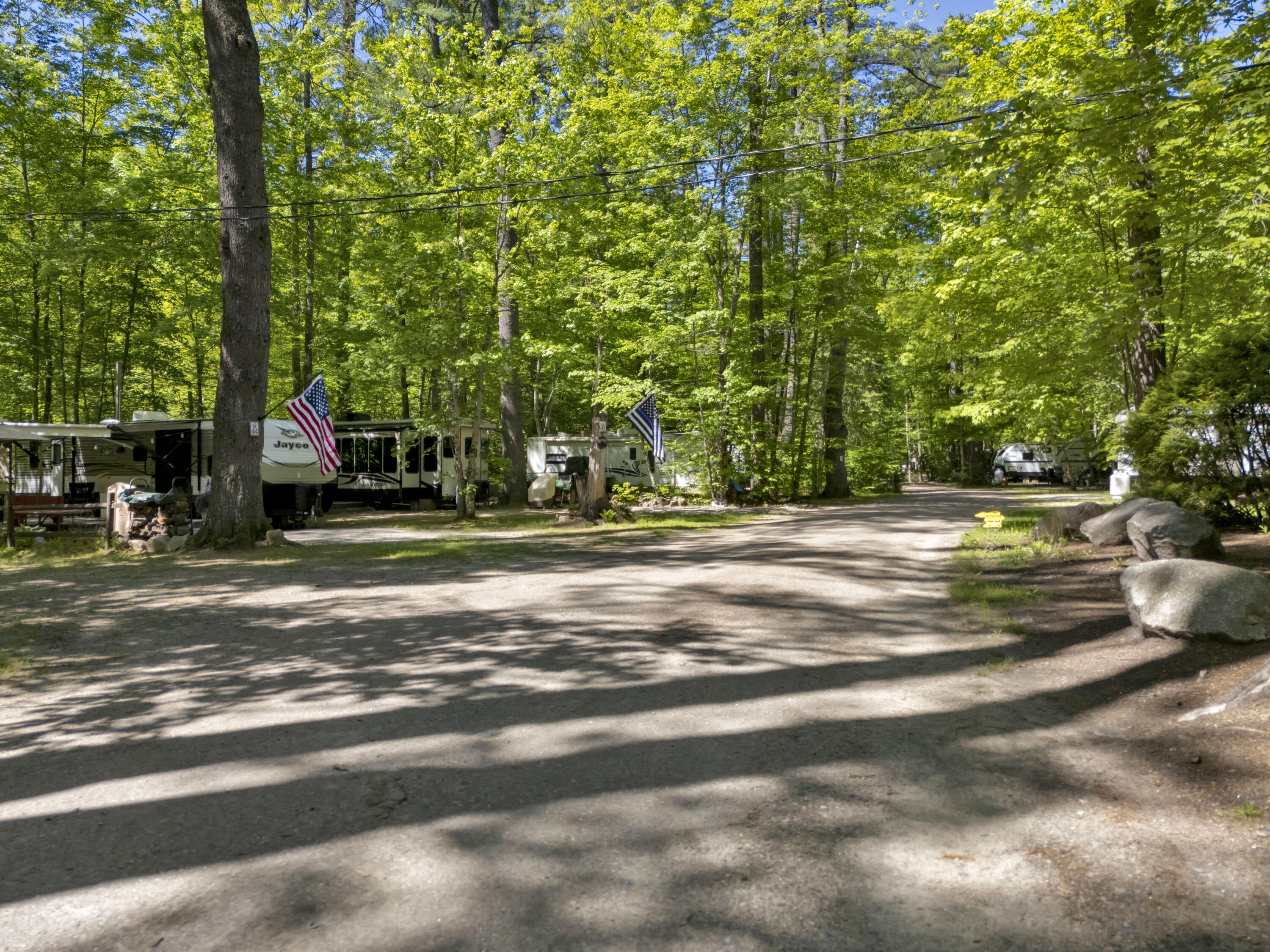 1 Colonial Mast Road
