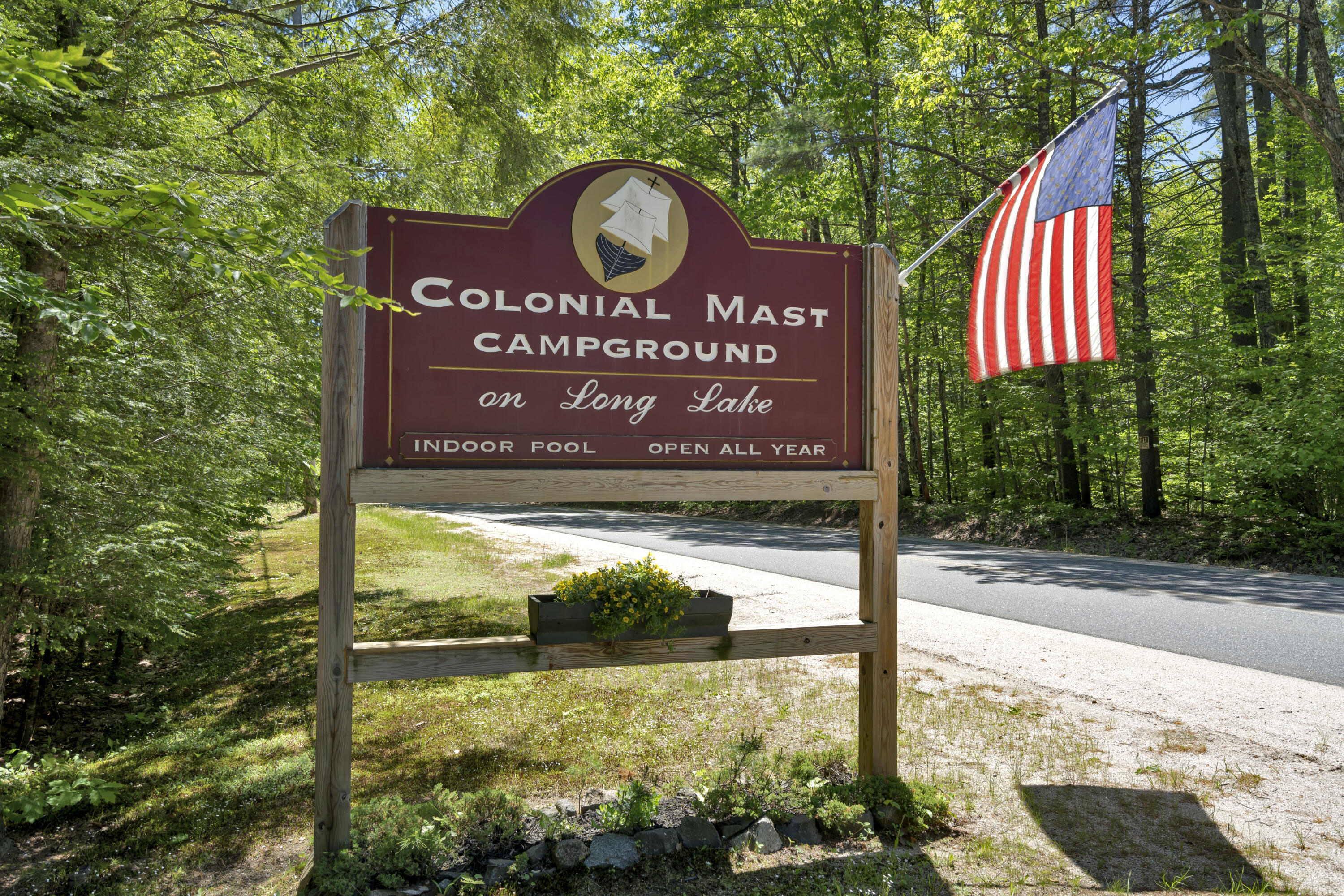 1 Colonial Mast Road