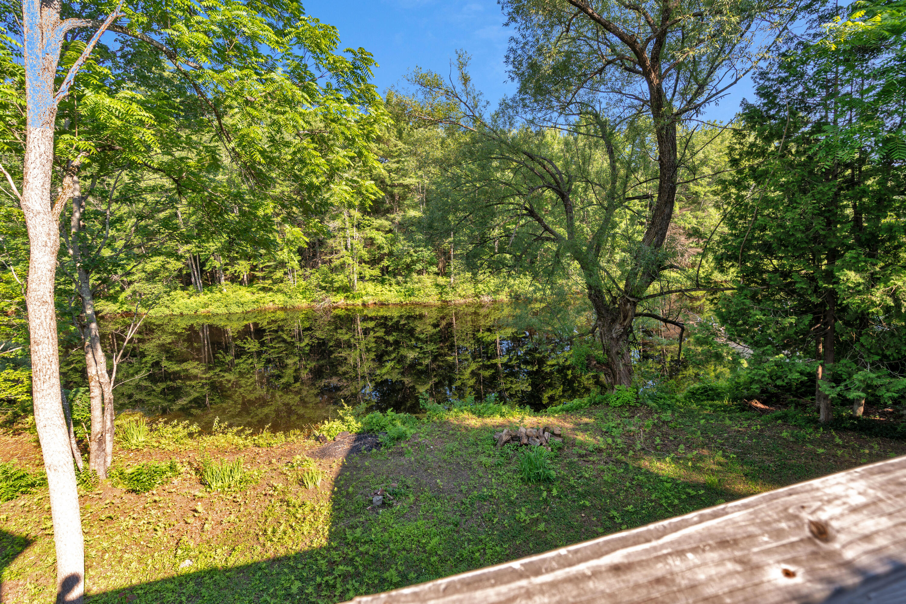 586 Plains Road