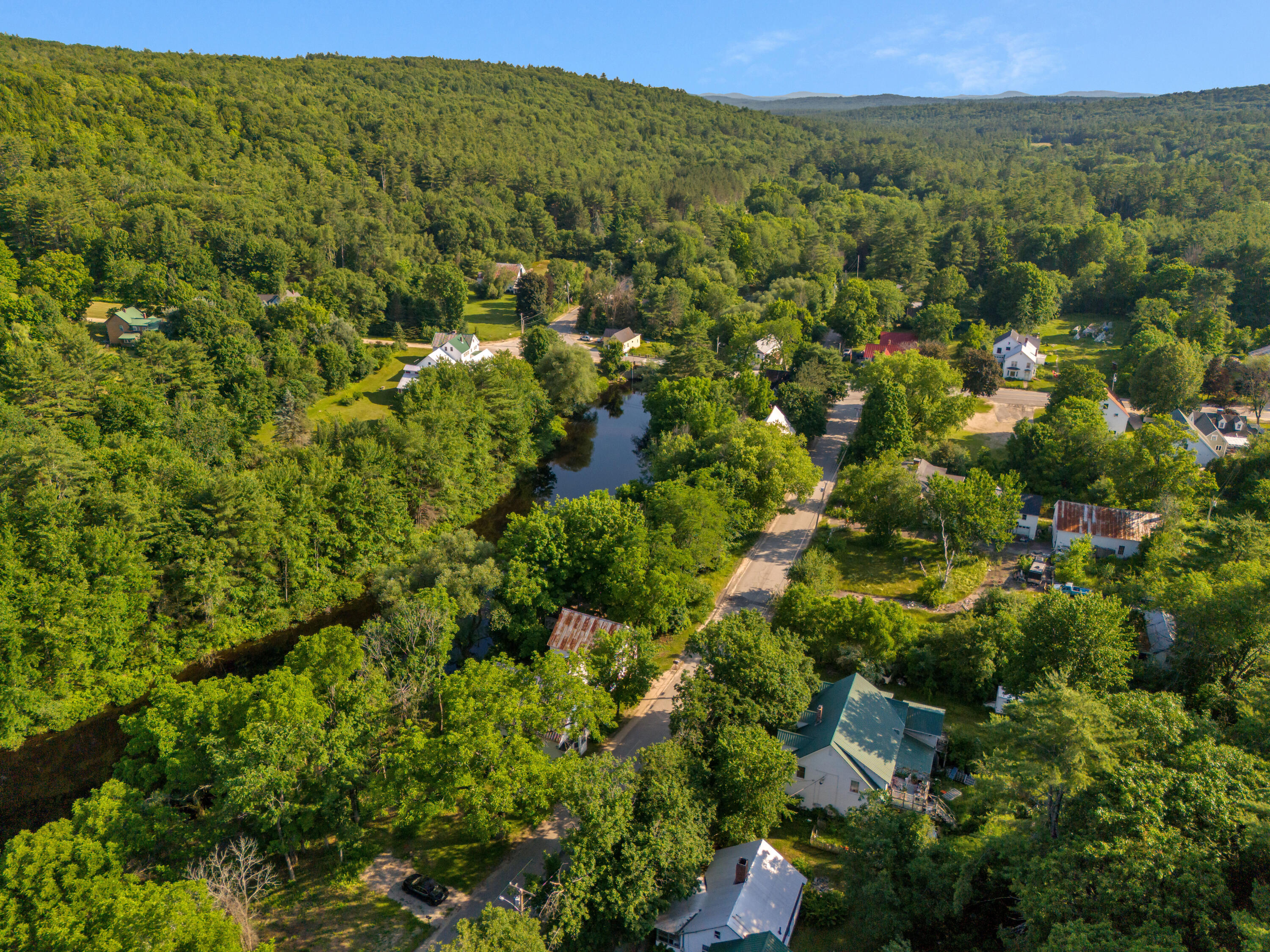 586 Plains Road