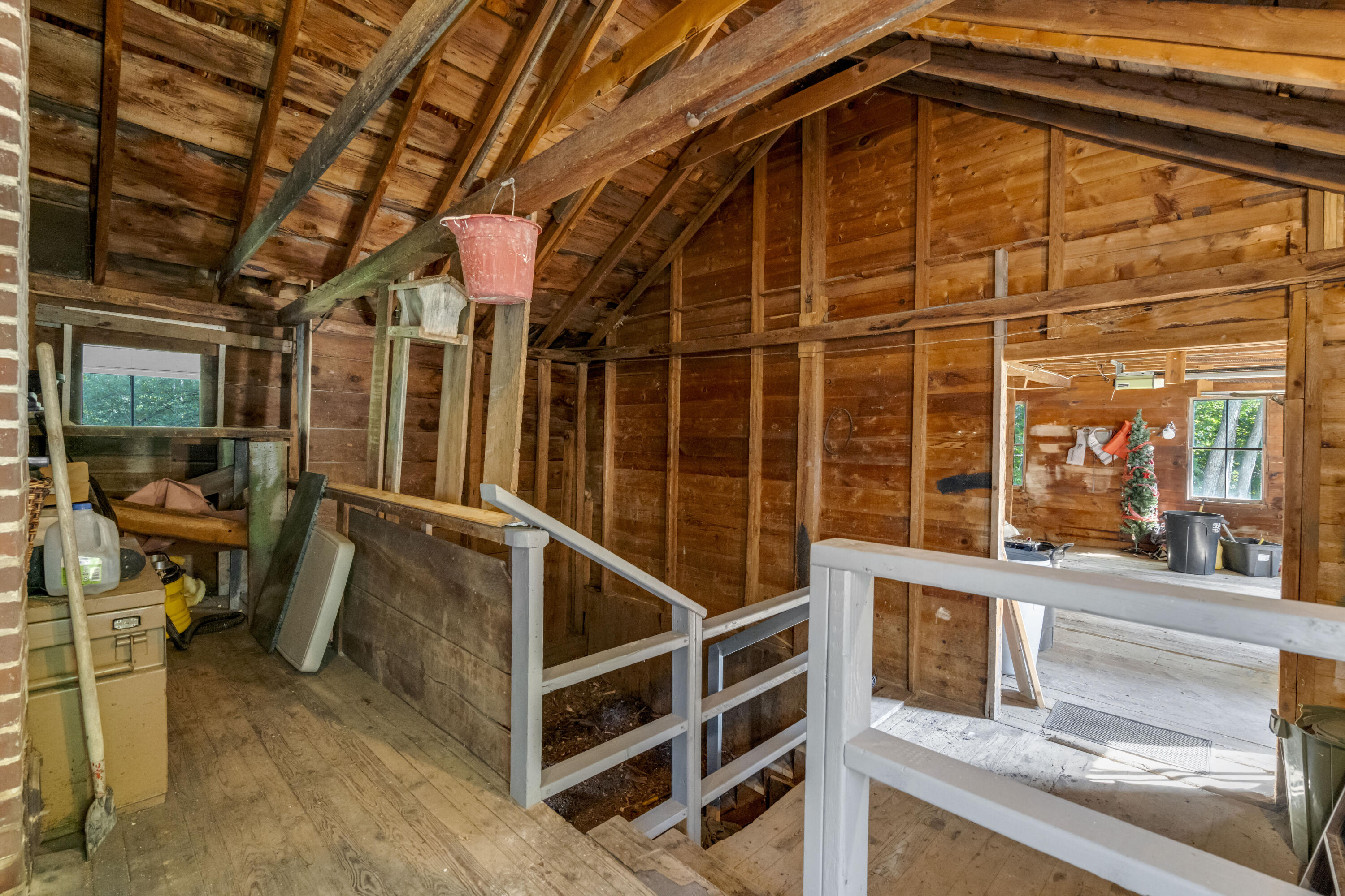 586 Plains Road