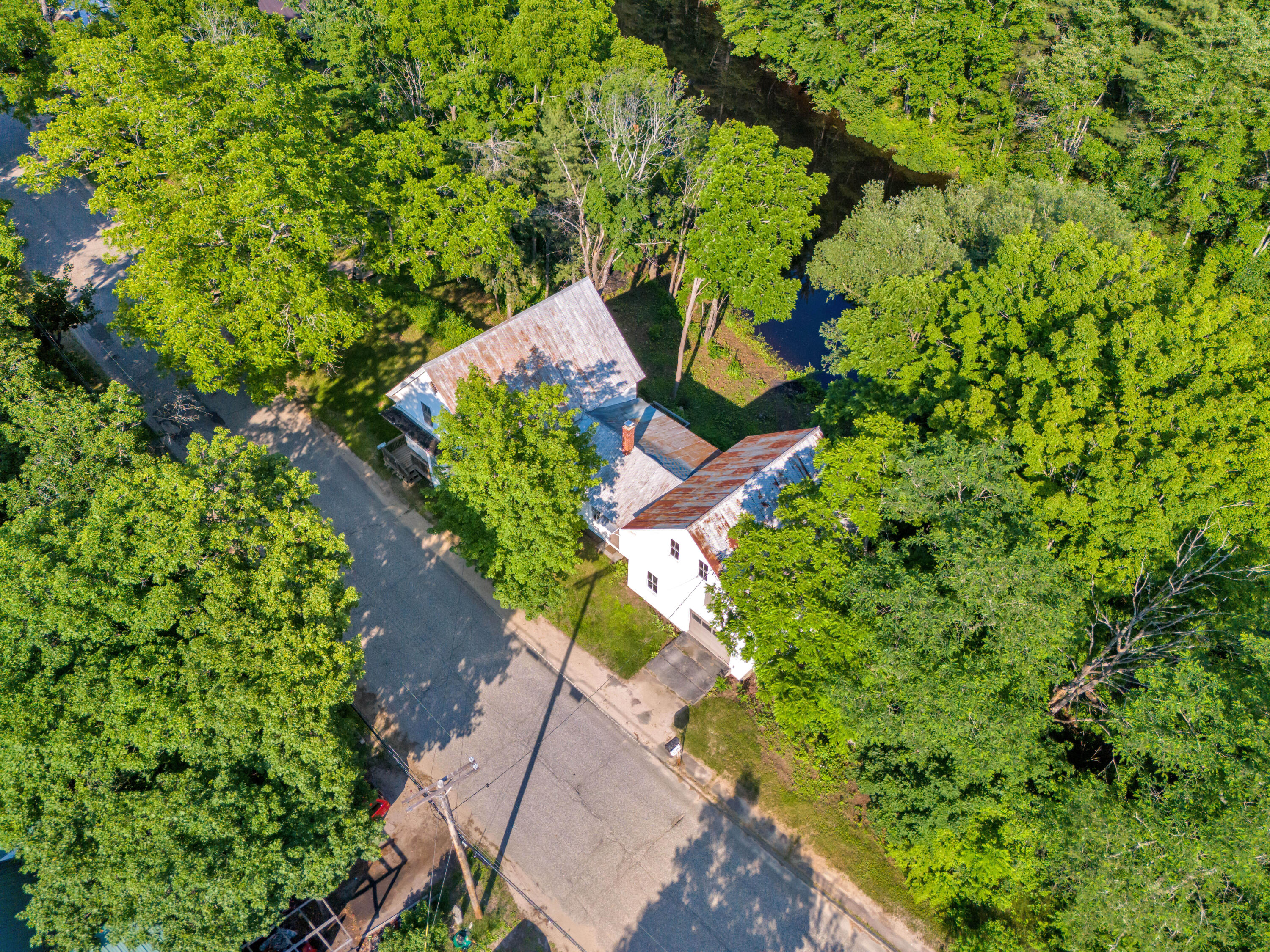 586 Plains Road