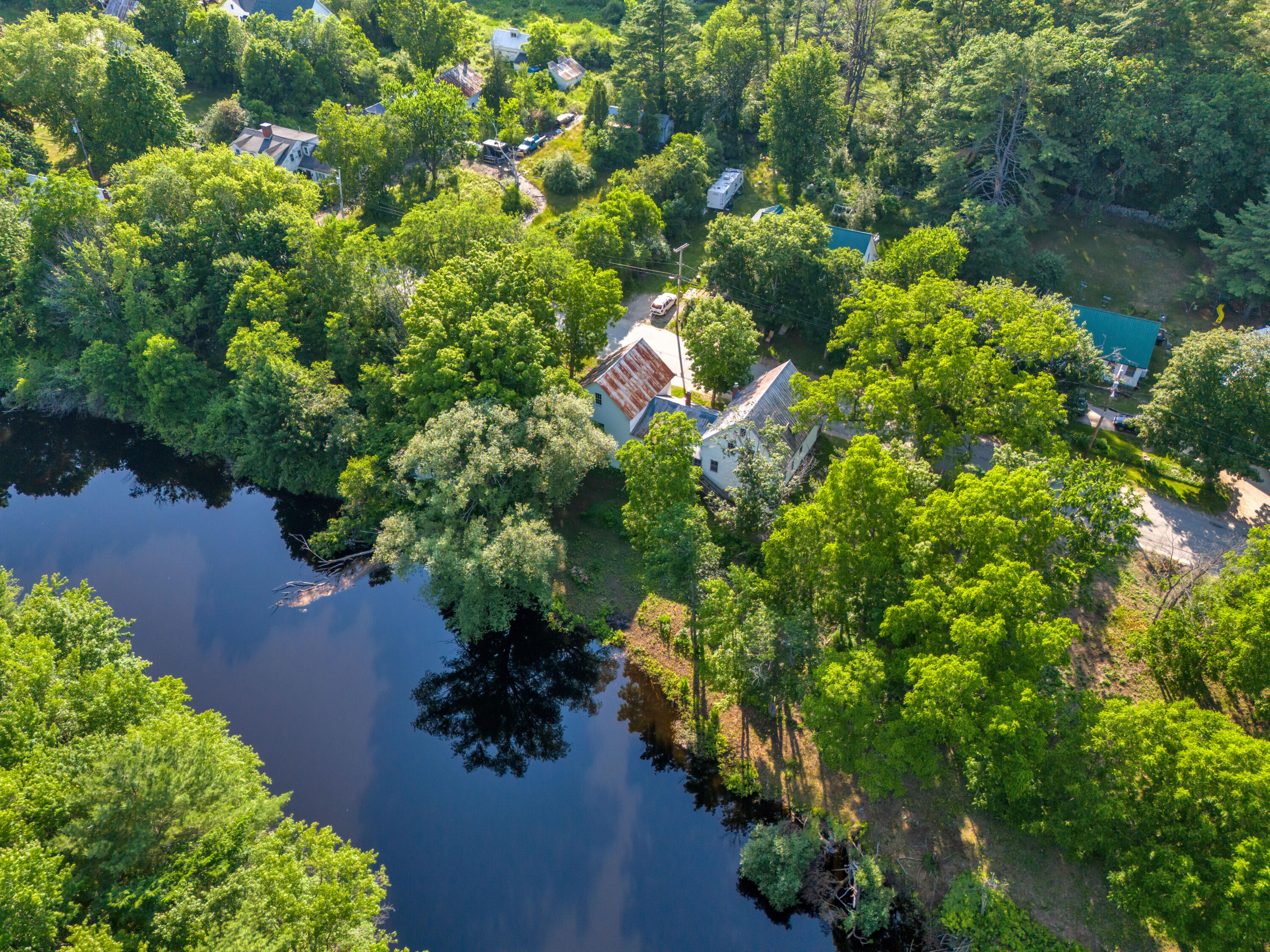 586 Plains Road