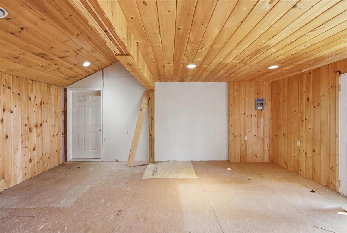 292 N Bridgton Road