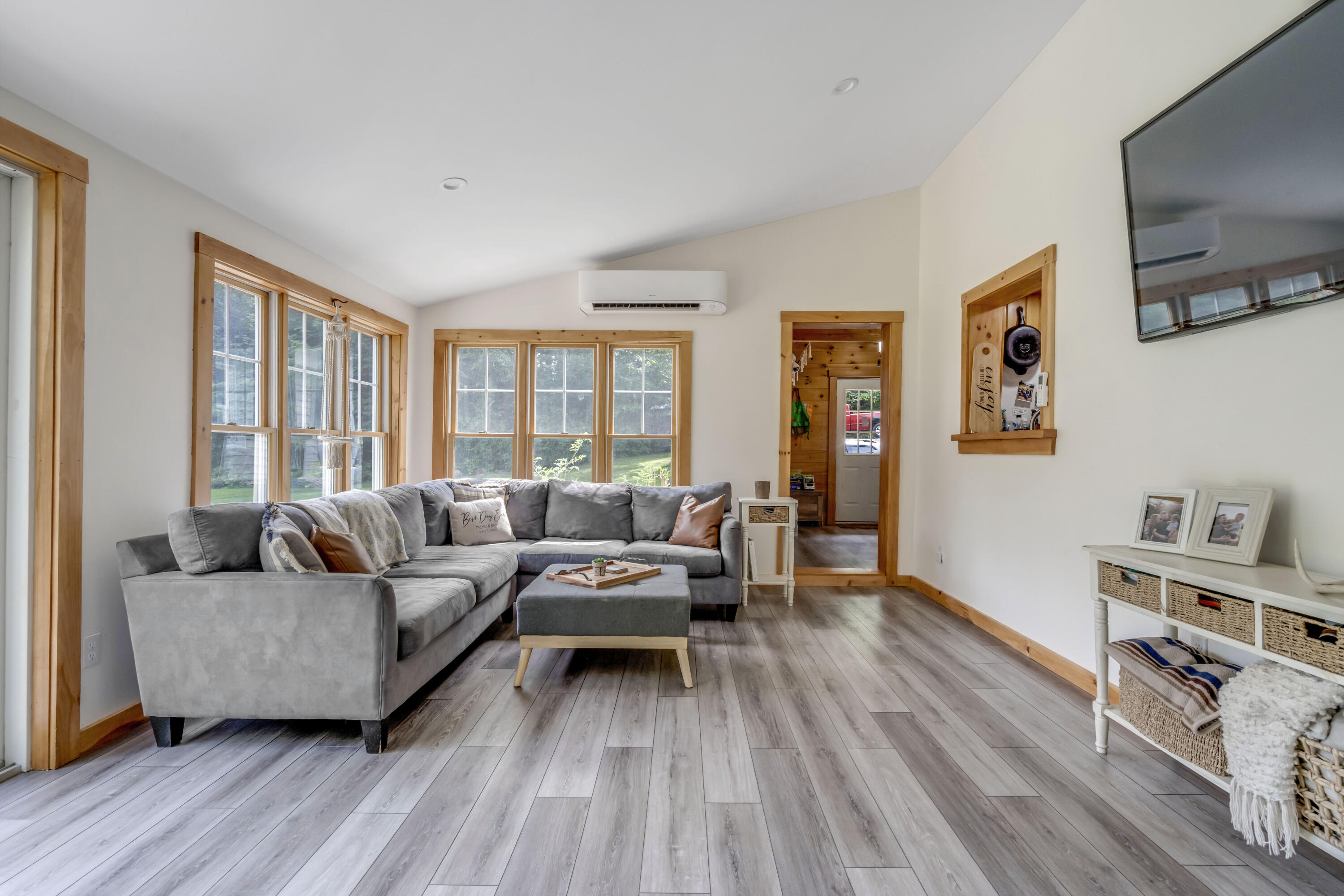 148 Lake House Road
