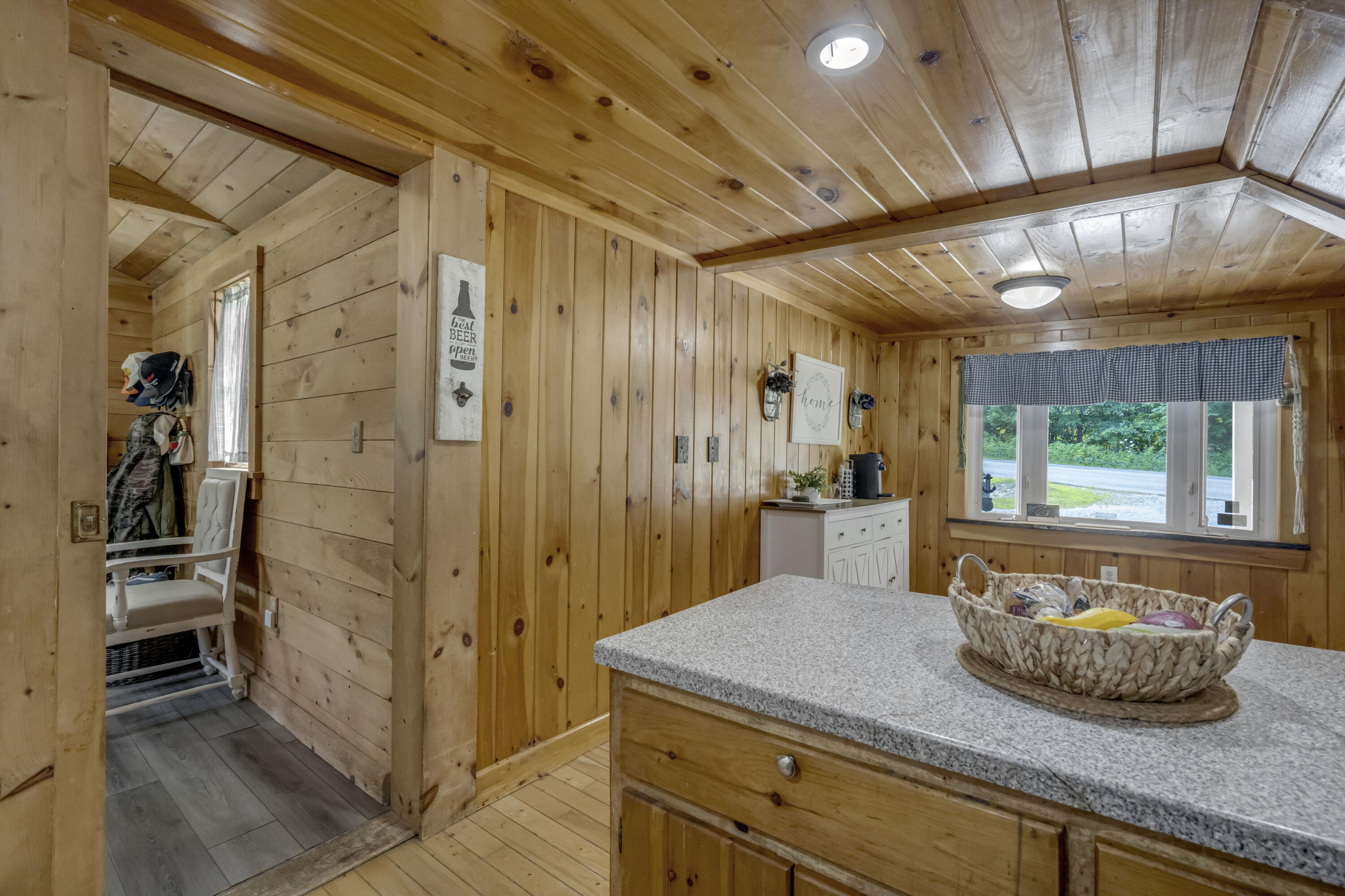 148 Lake House Road