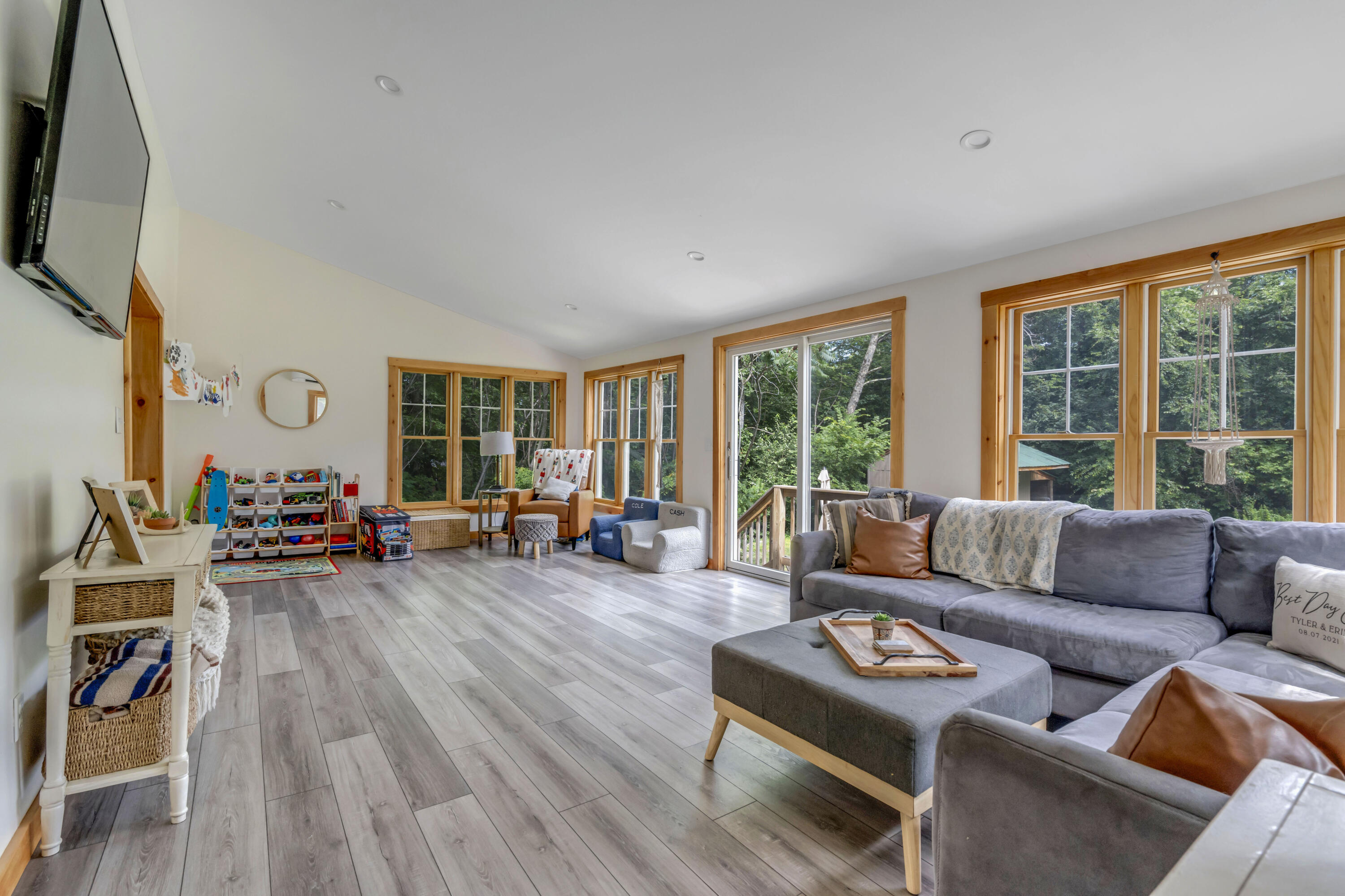 148 Lake House Road