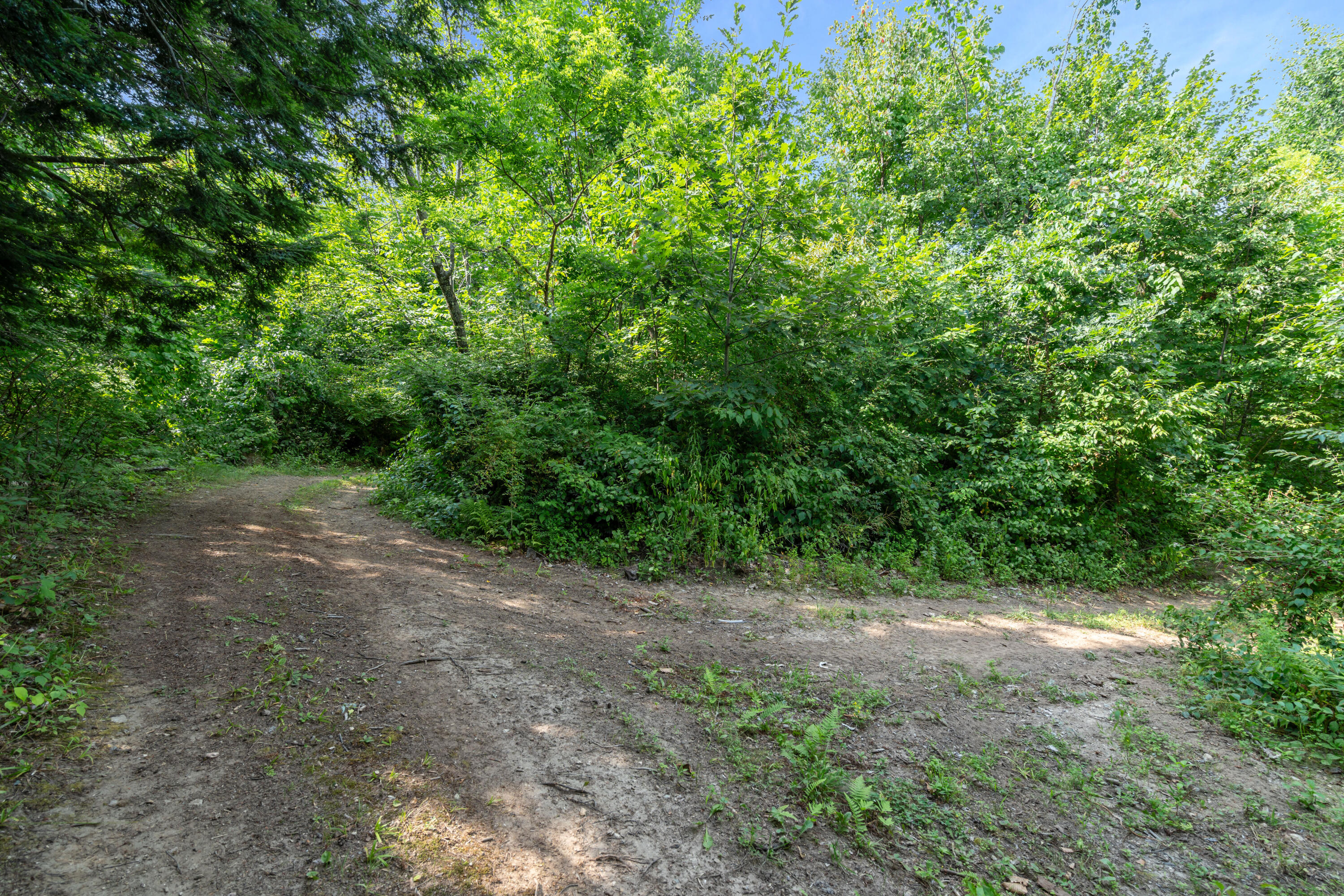 148 Lake House Road
