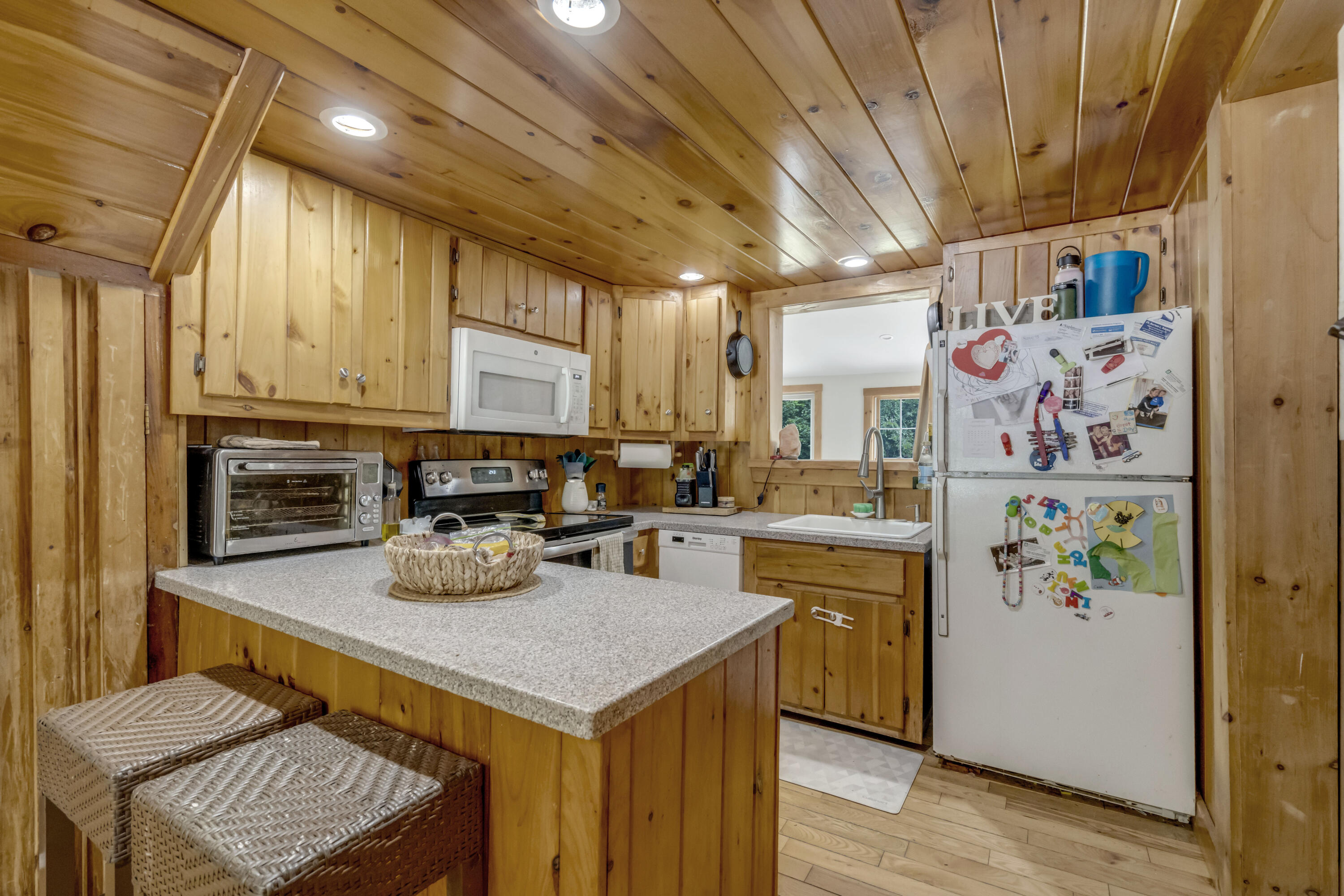 148 Lake House Road