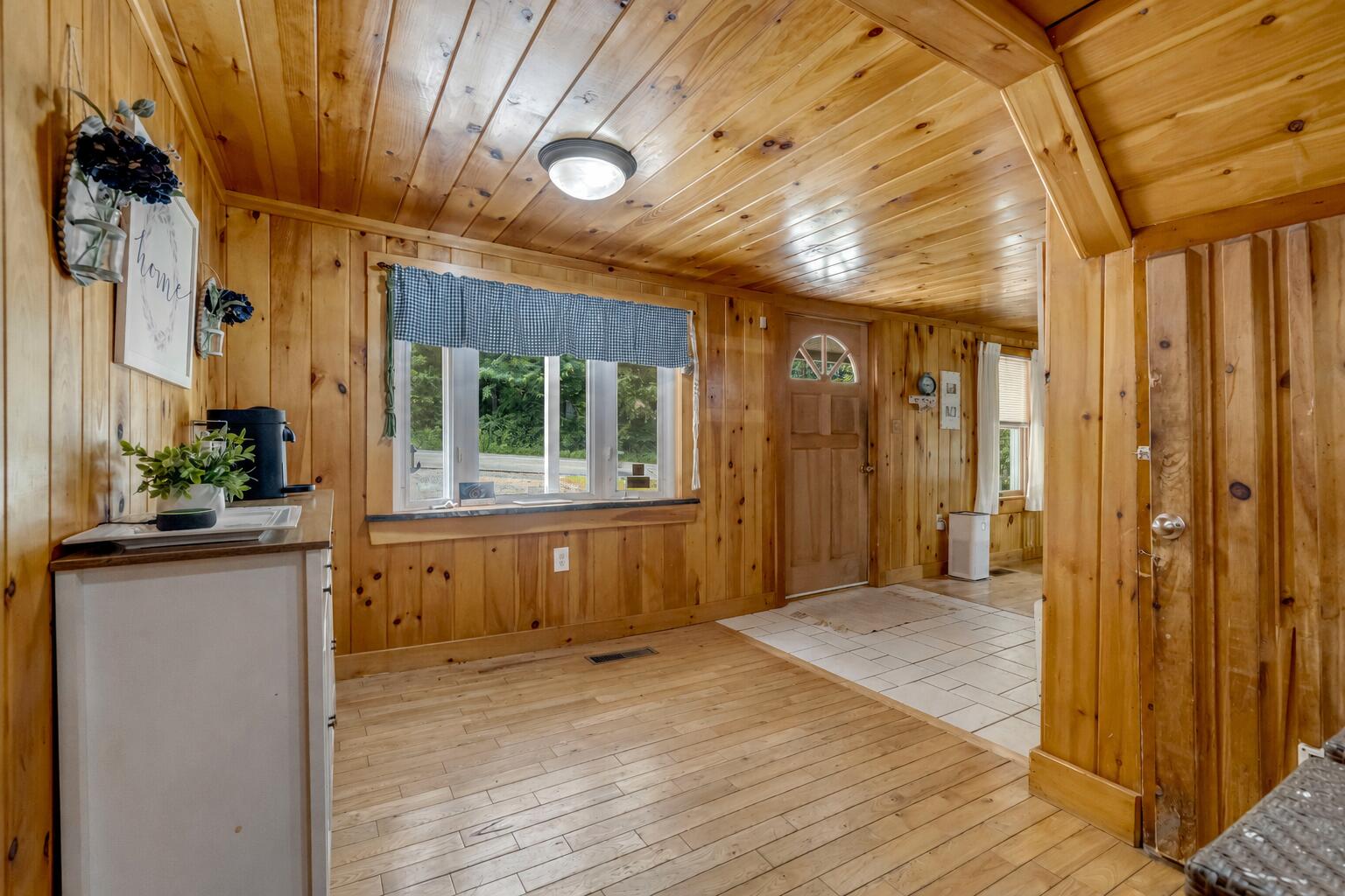148 Lake House Road