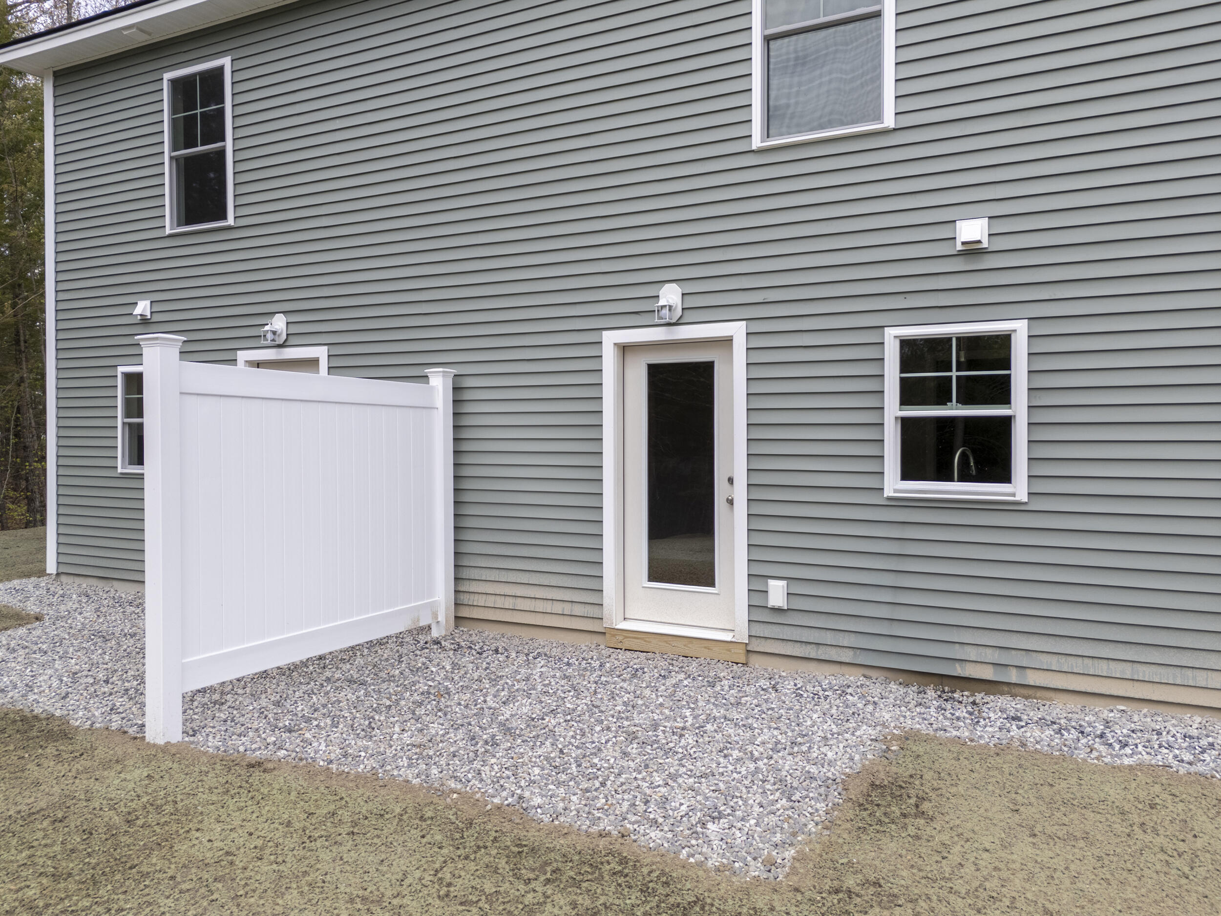 62 Middle Ridge Road