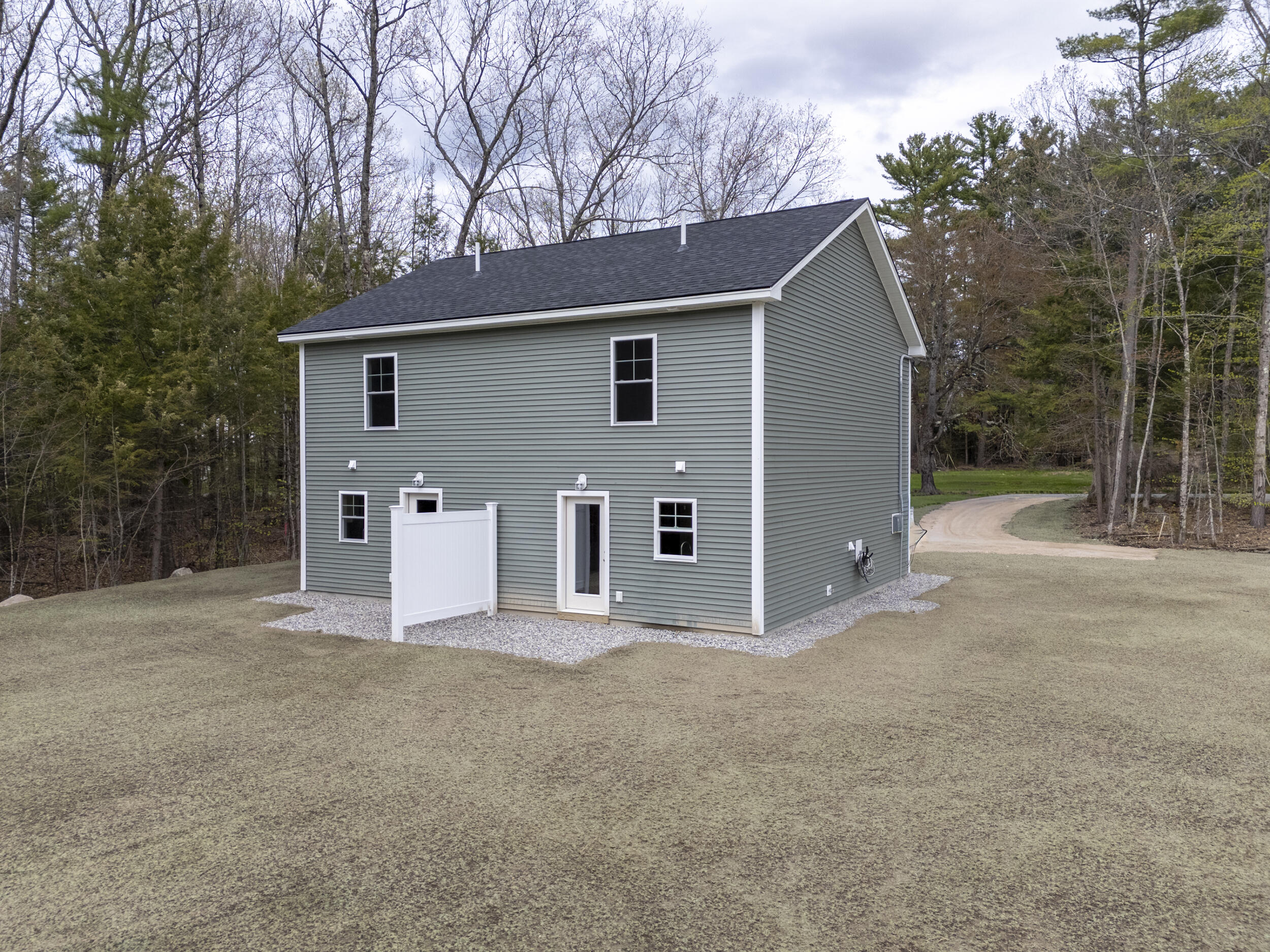 62 Middle Ridge Road