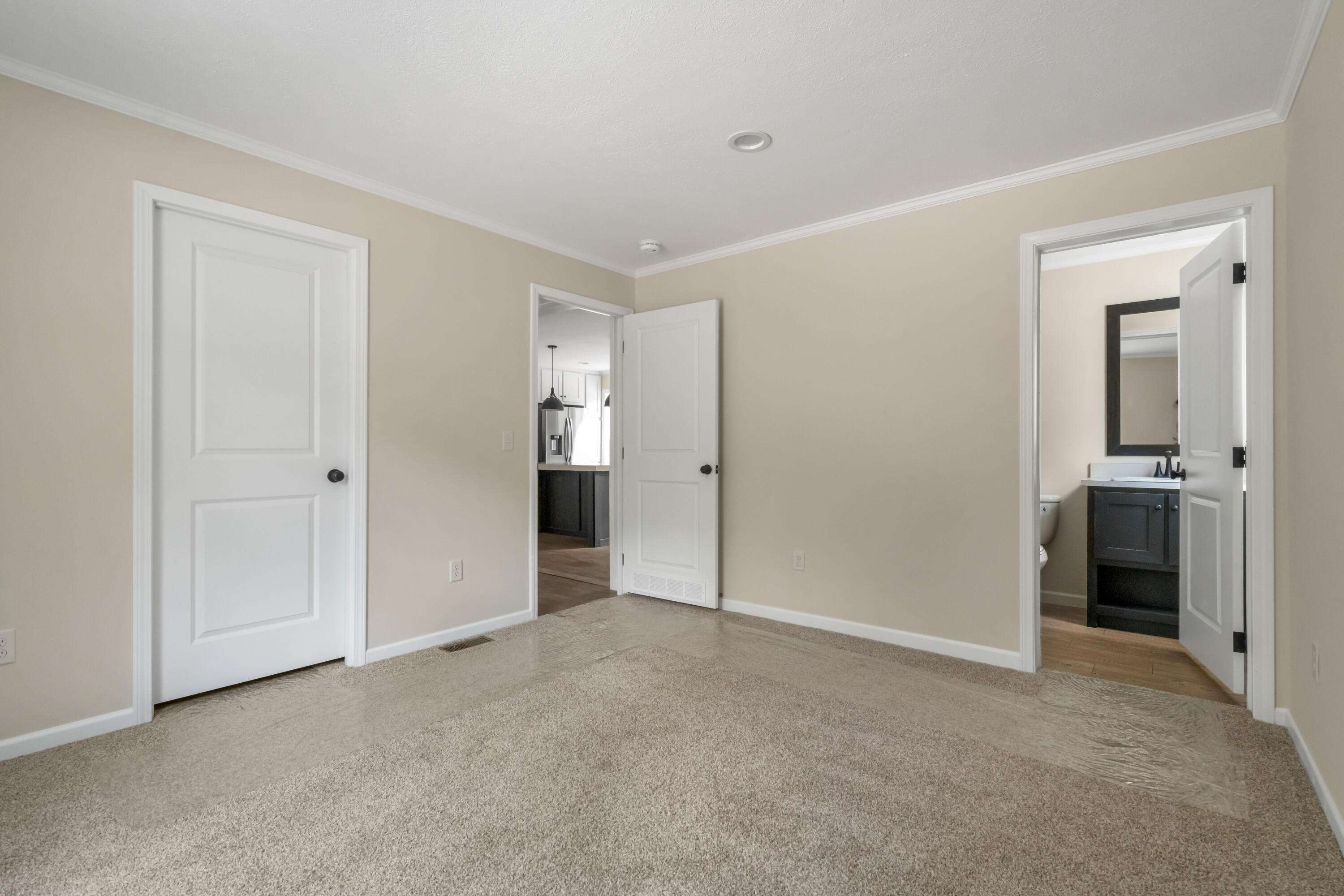 54 Middle Ridge Road