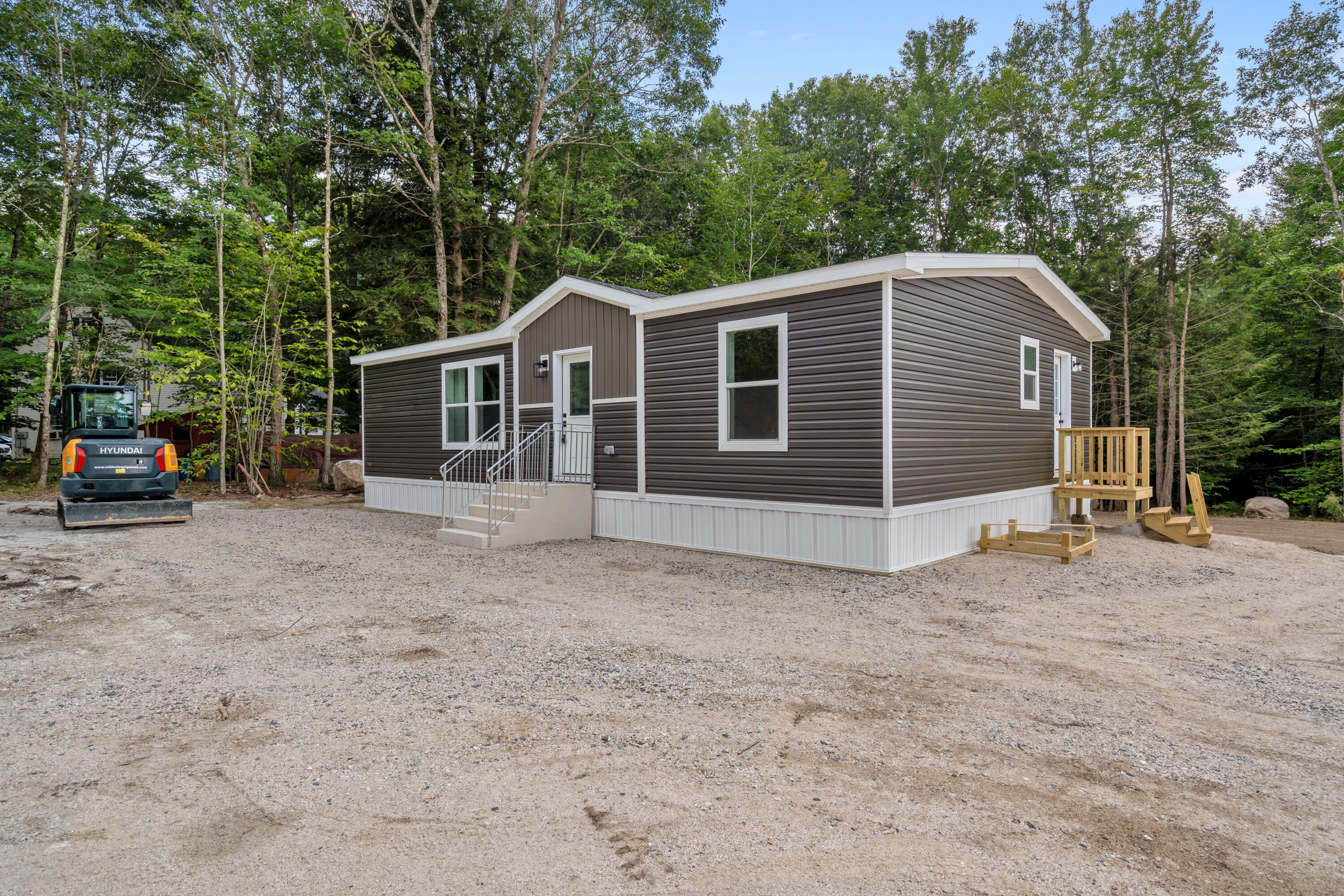54 Middle Ridge Road