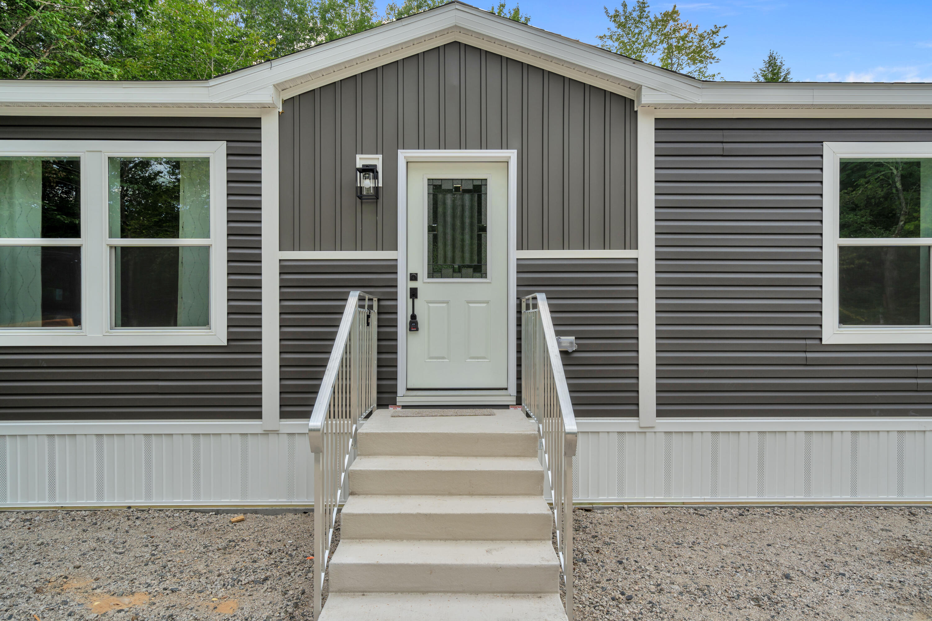 54 Middle Ridge Road