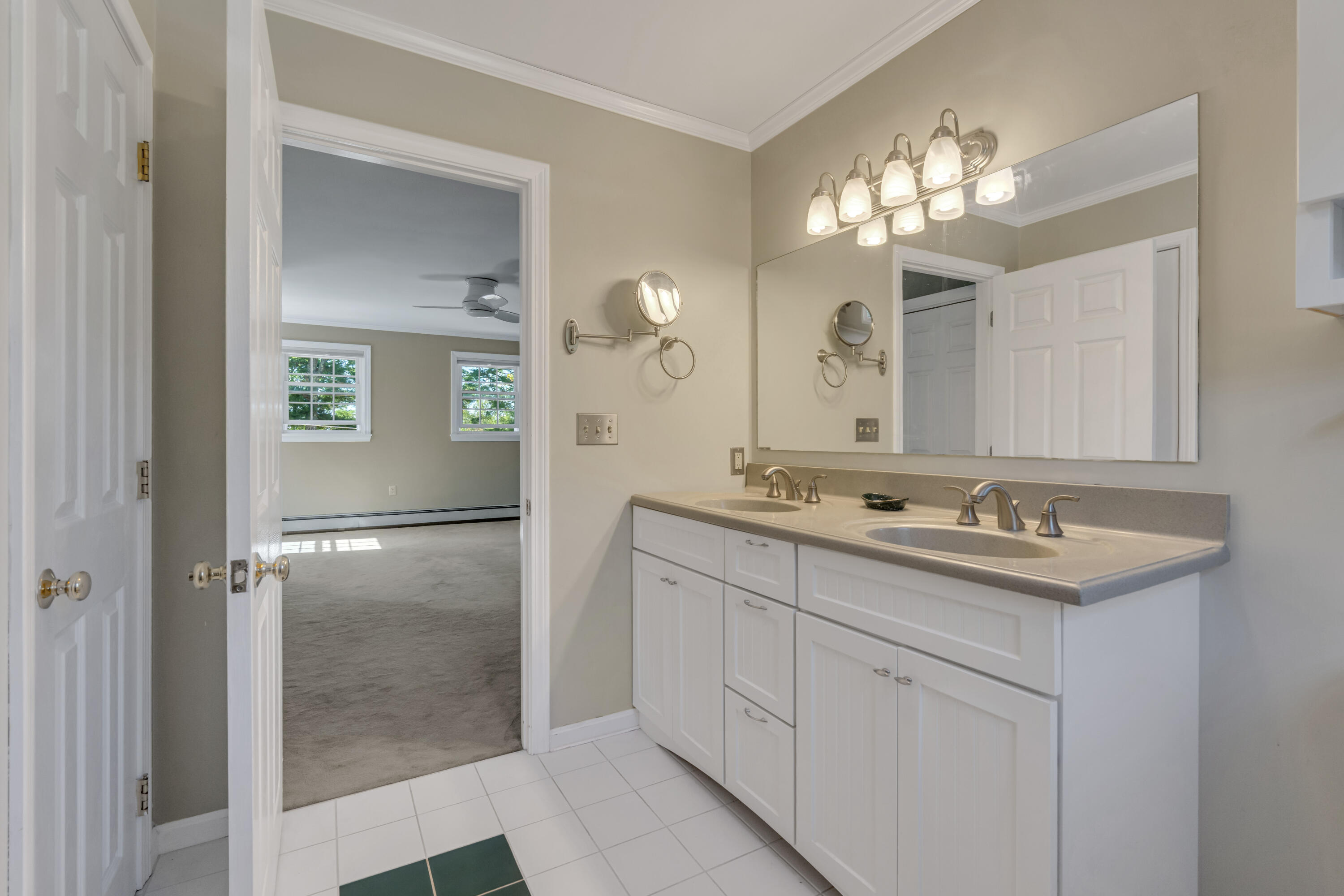 152 Leach Hill Road