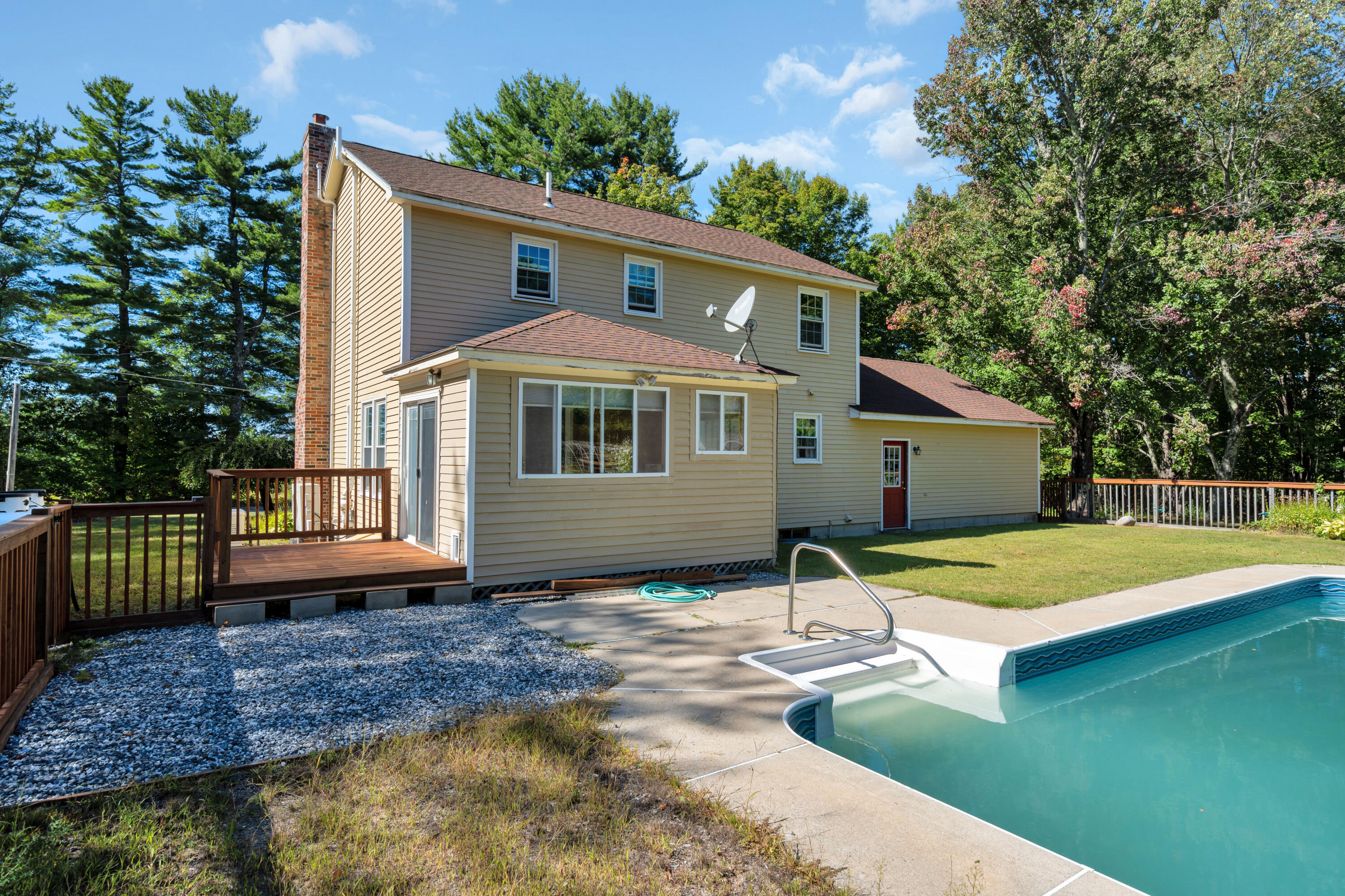 152 Leach Hill Road