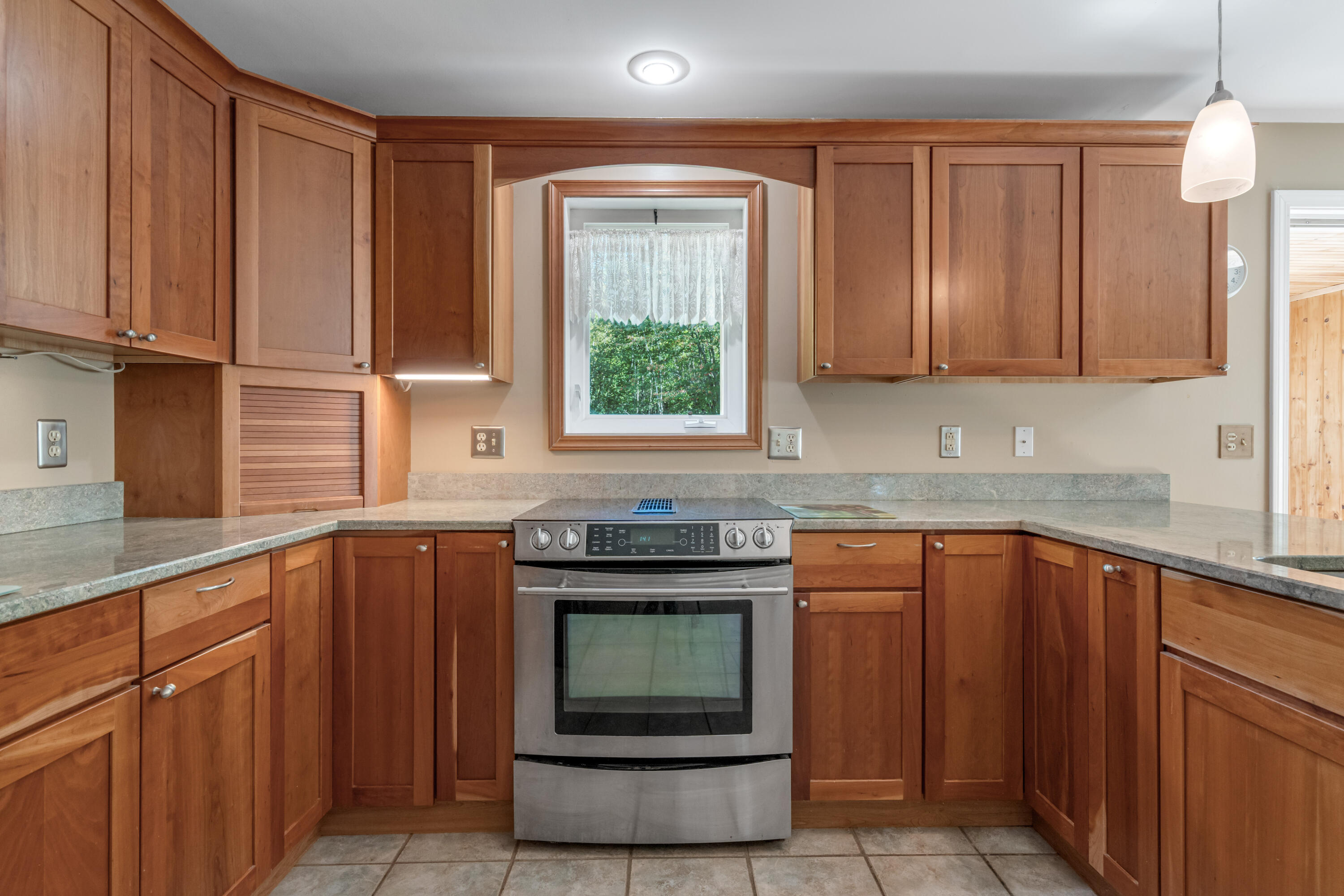 152 Leach Hill Road