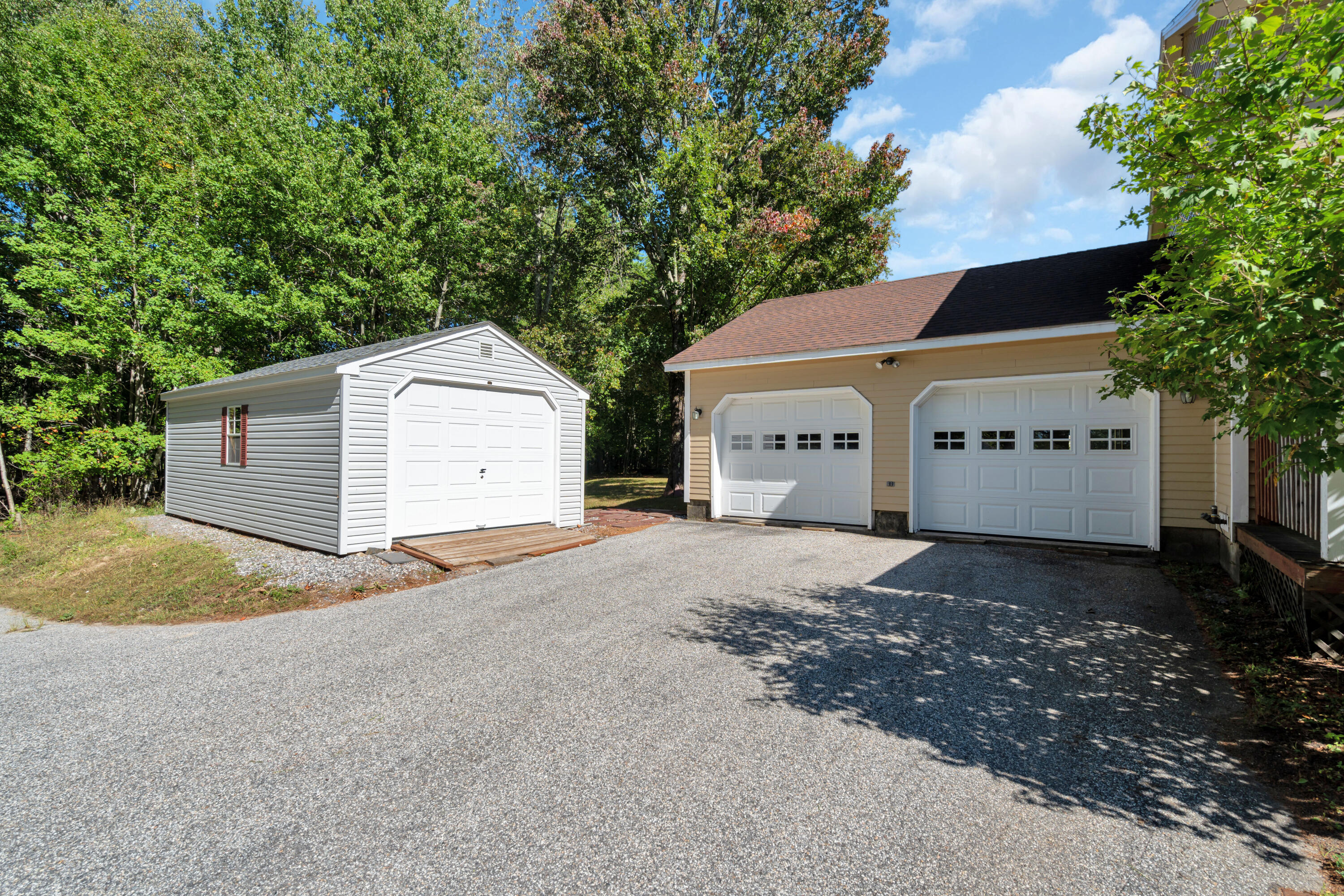 152 Leach Hill Road