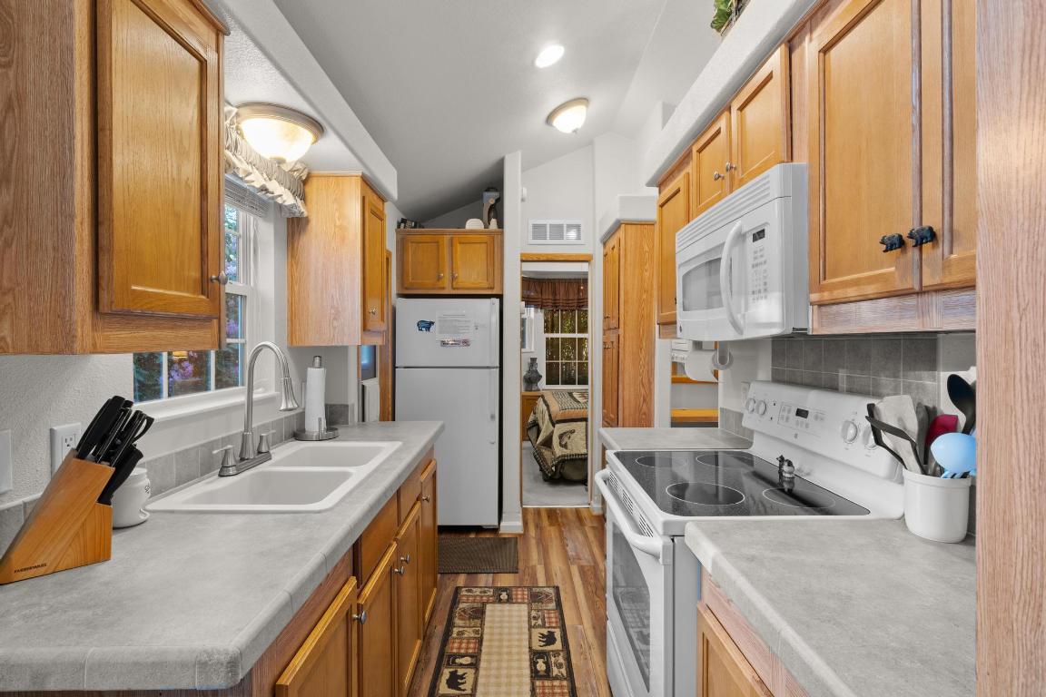 17 Carolina Court