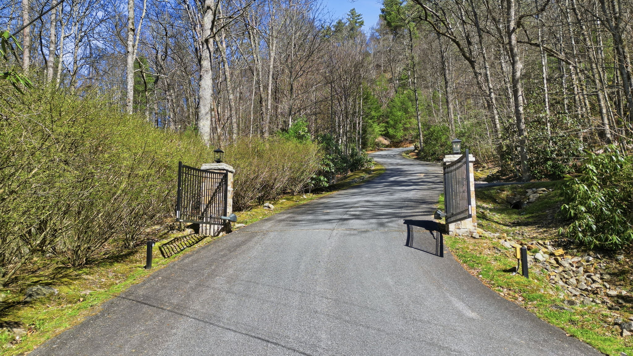 Lot 10 Cotswold Way