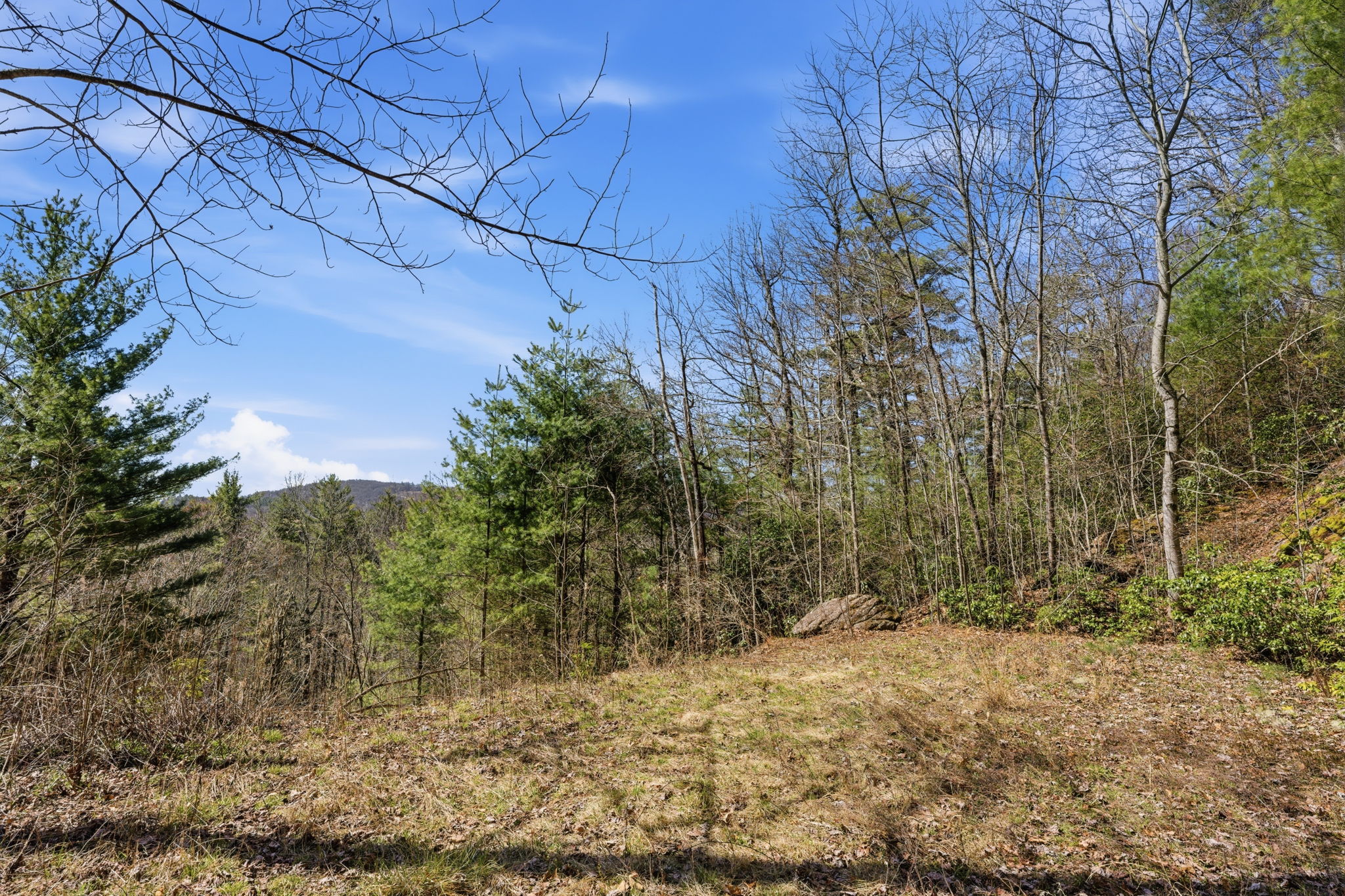 Lot 10 Cotswold Way
