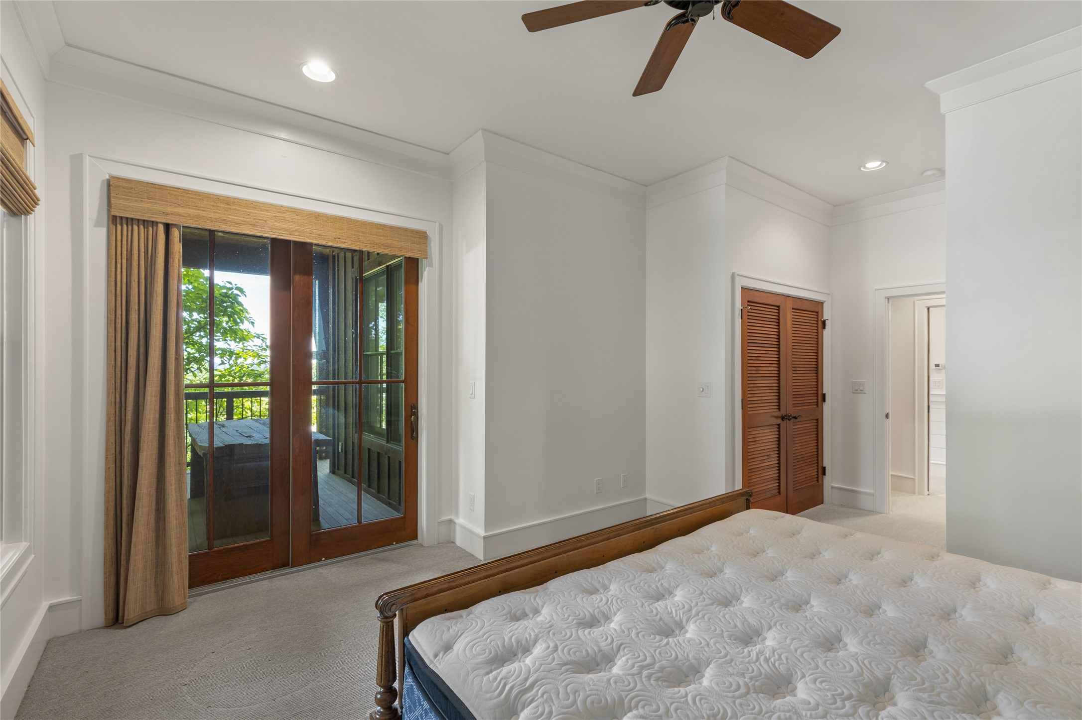826 Highlands Cove Drive