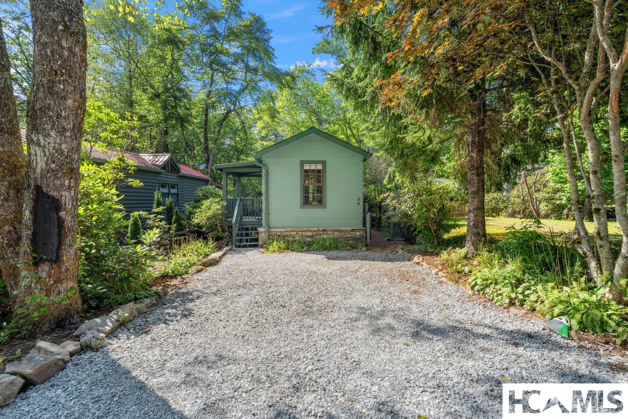 30 Chestnut Walk