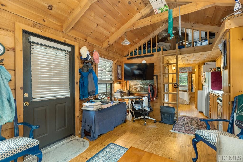 30 Chestnut Walk