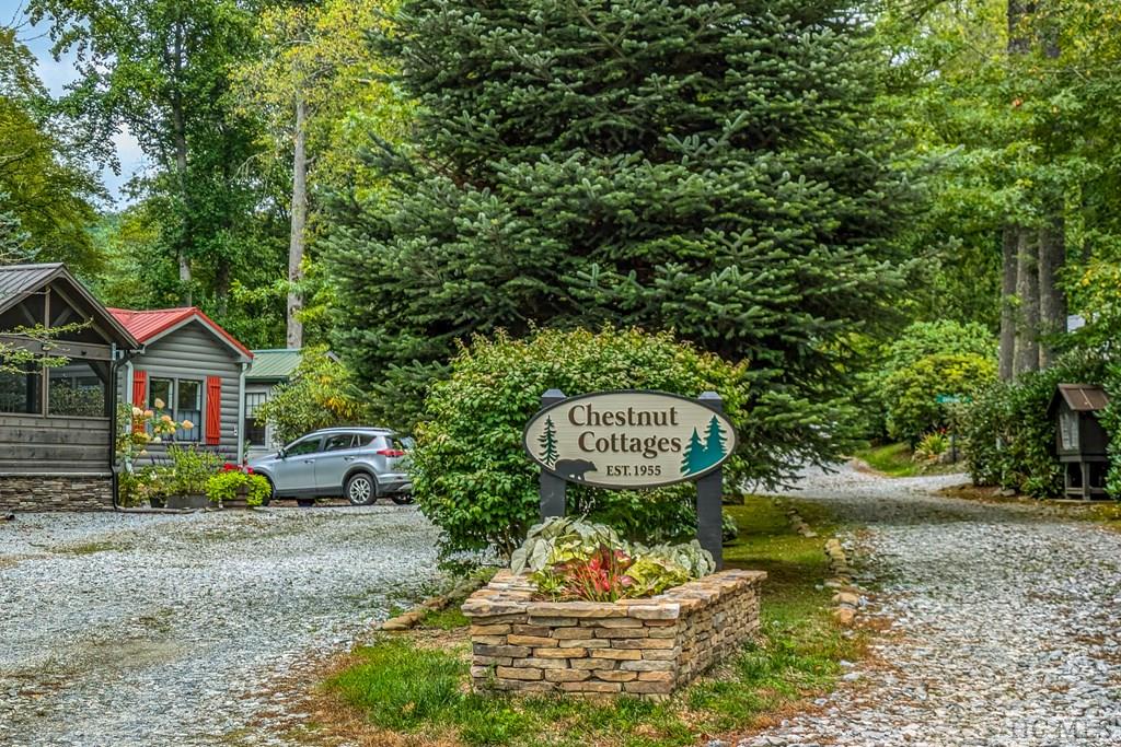 30 Chestnut Walk