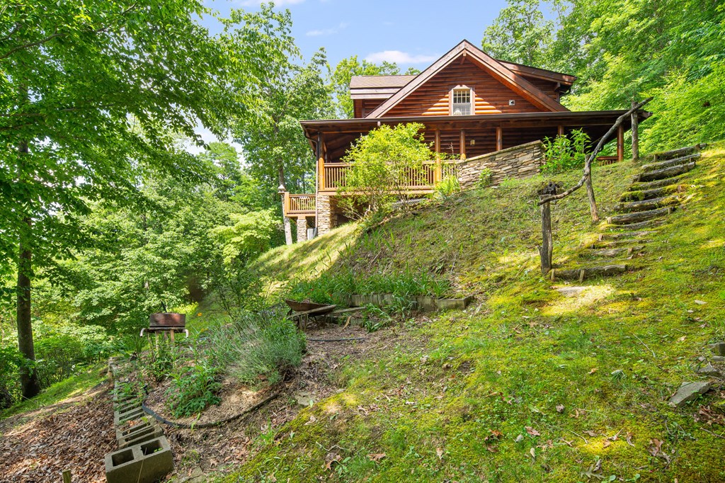 832 Dunloggin Road