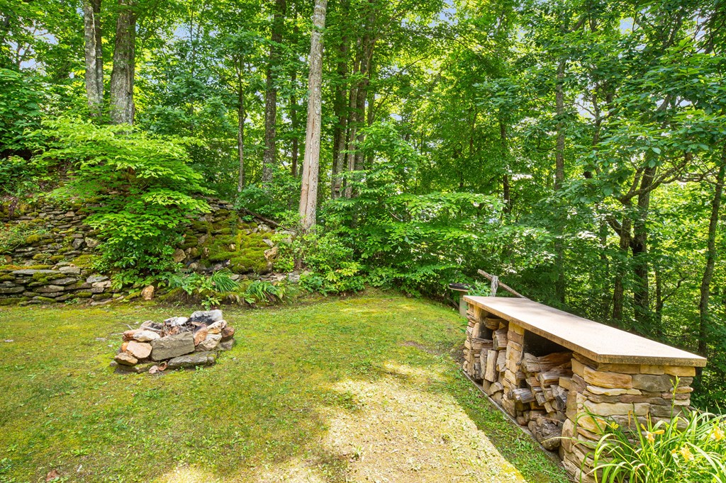 832 Dunloggin Road