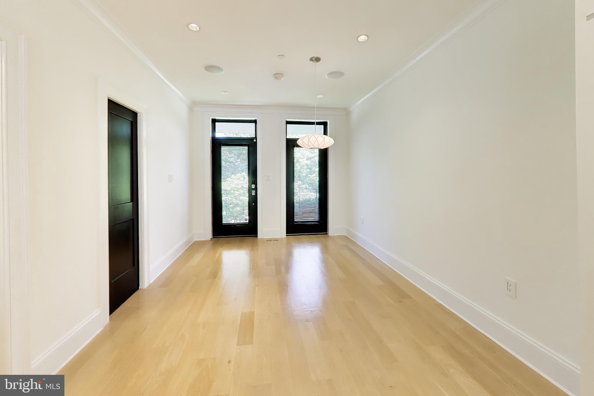 715 K STREET NE 1