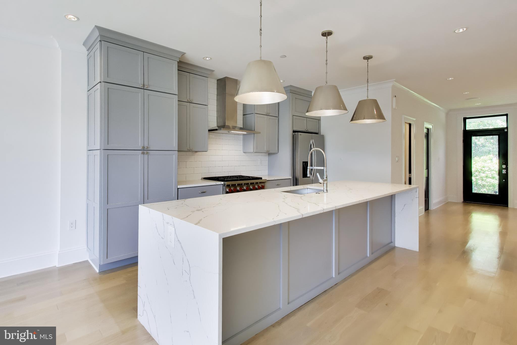 715 K STREET NE 1