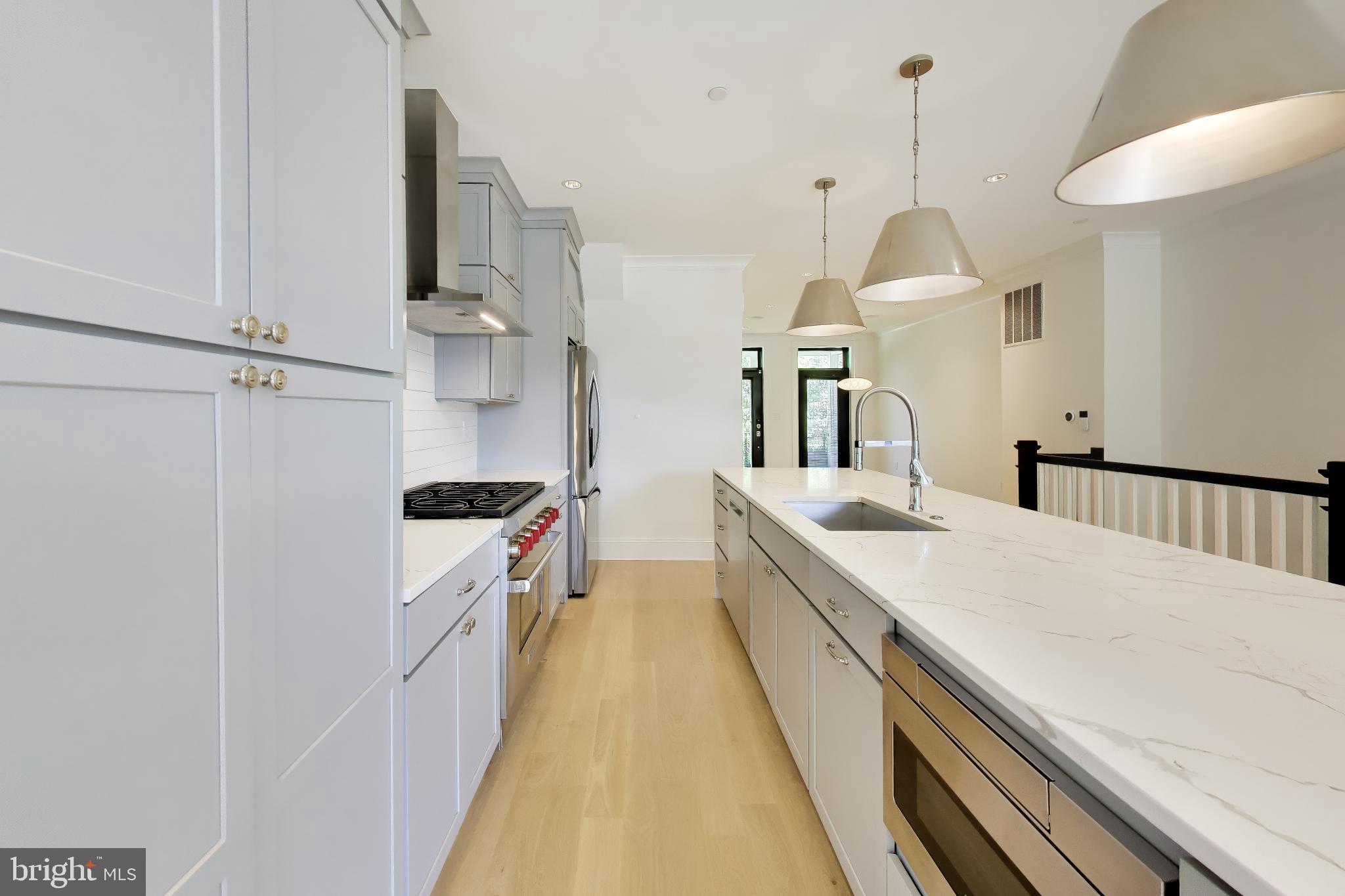 715 K STREET NE 1