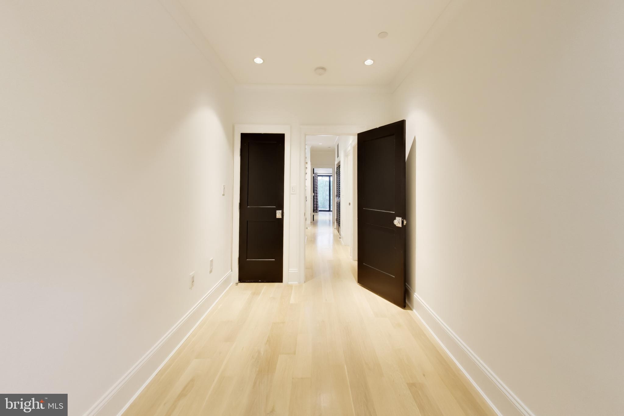 715 K STREET NE 1