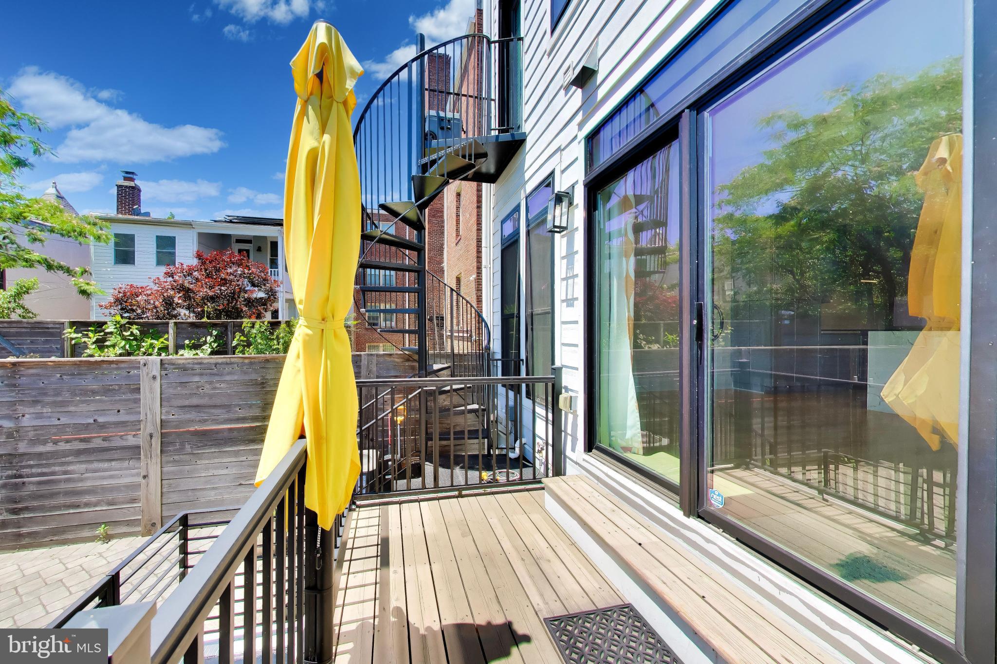 715 K STREET NE 1