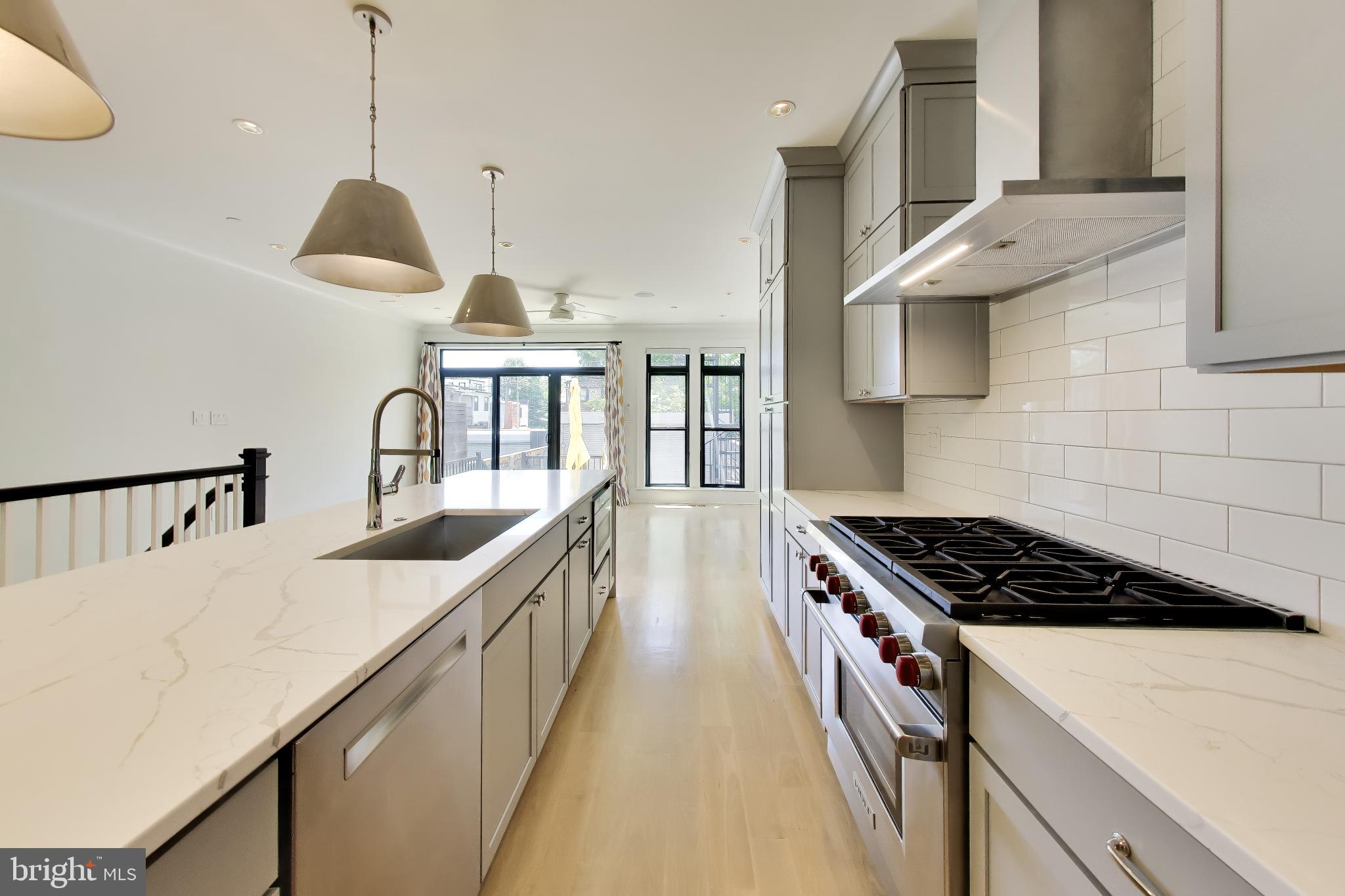 715 K STREET NE 1