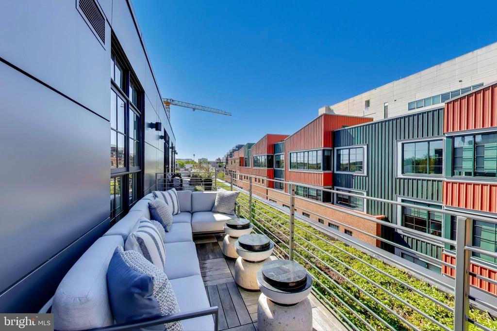 1827 WILTBERGER STREET NW Unit: 402