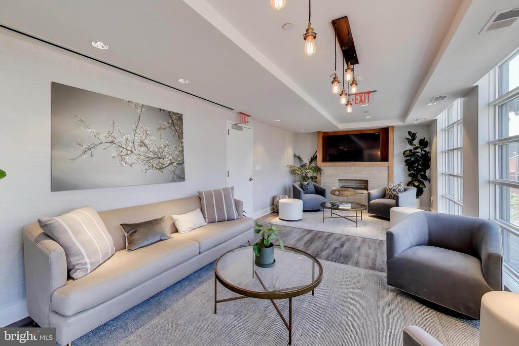 1827 WILTBERGER STREET NW Unit: 402