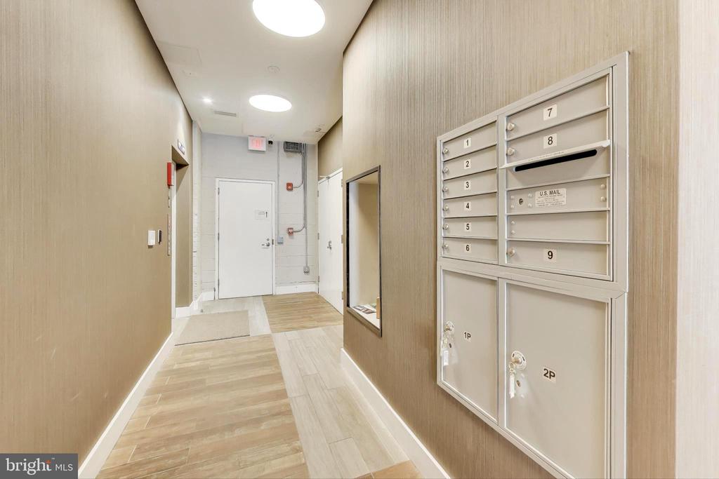 1827 WILTBERGER STREET NW Unit: 402