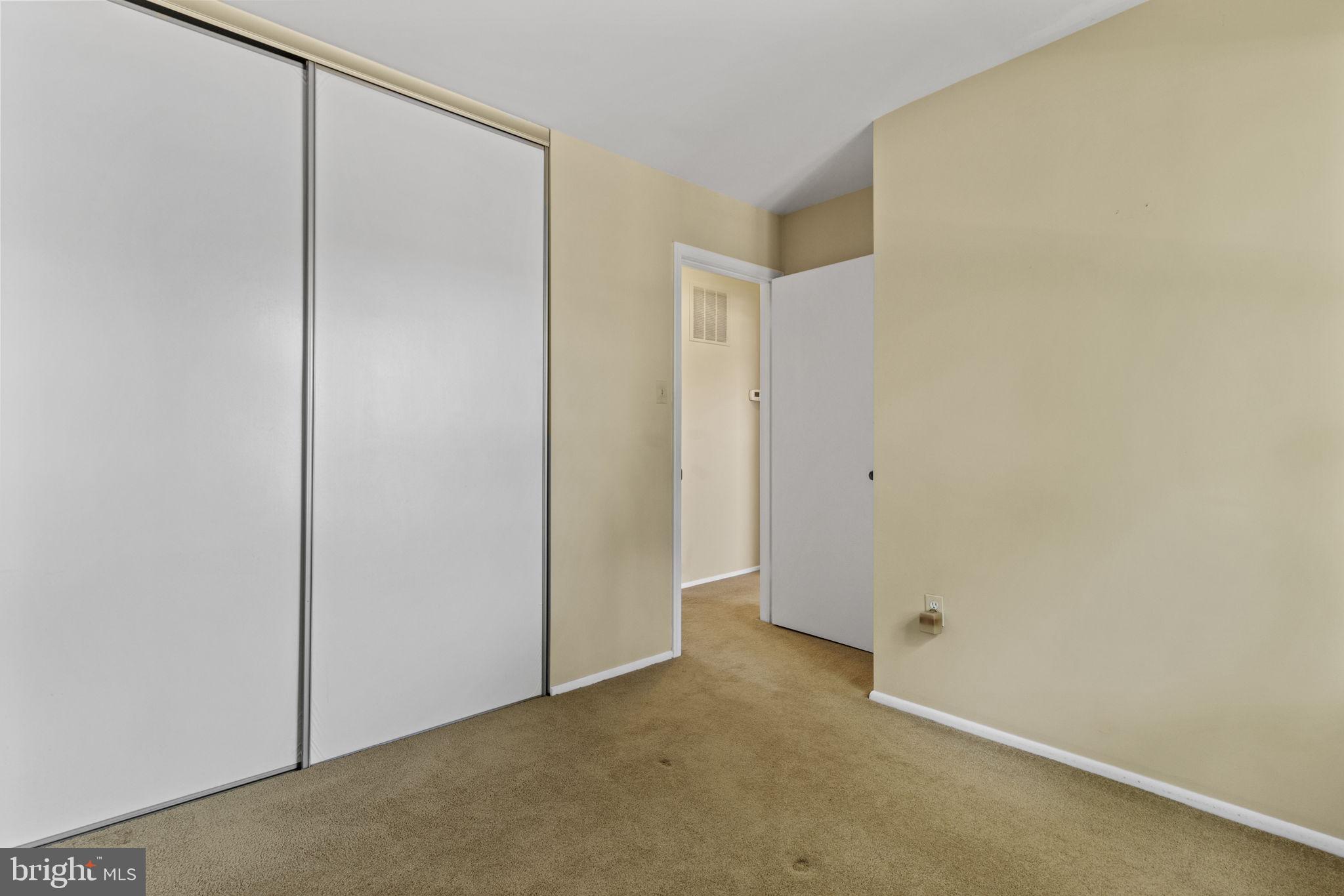 6211 Caryhurst Dr