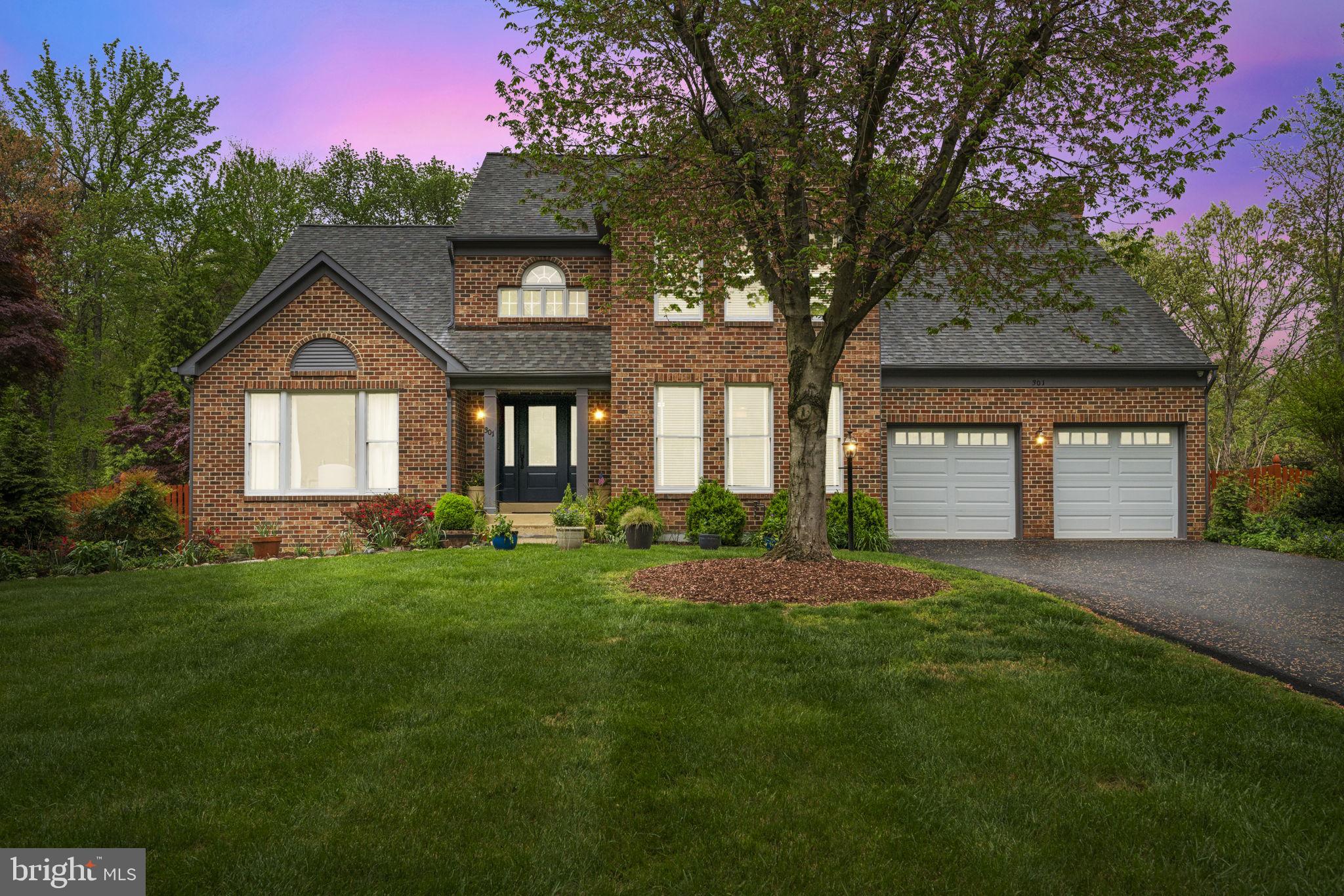 301 Battersea Ln