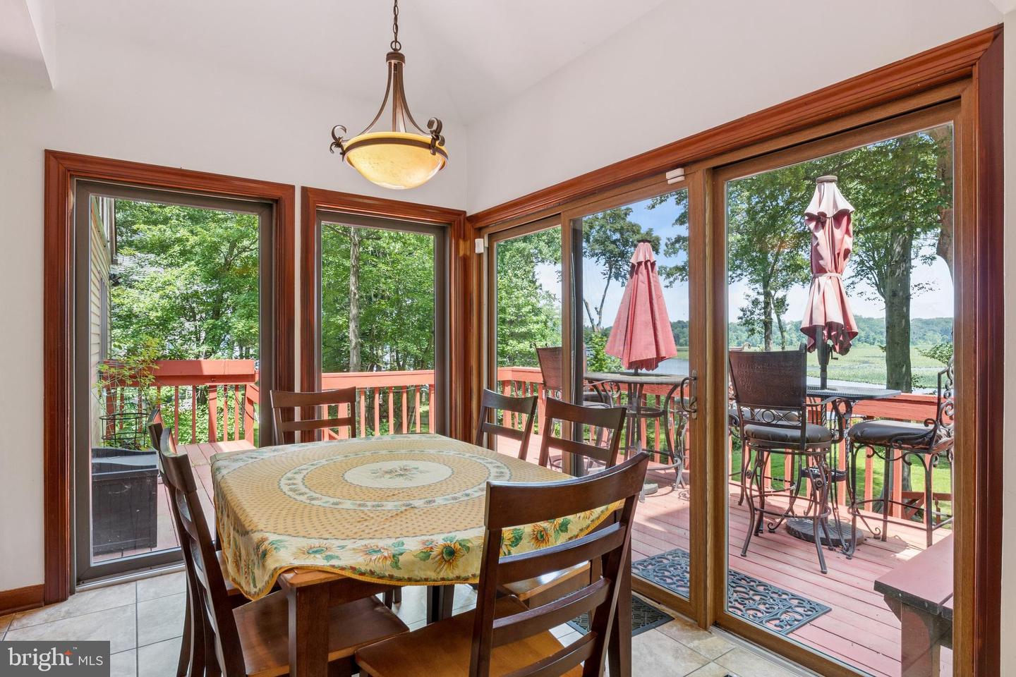 10602 Cannonview Ct